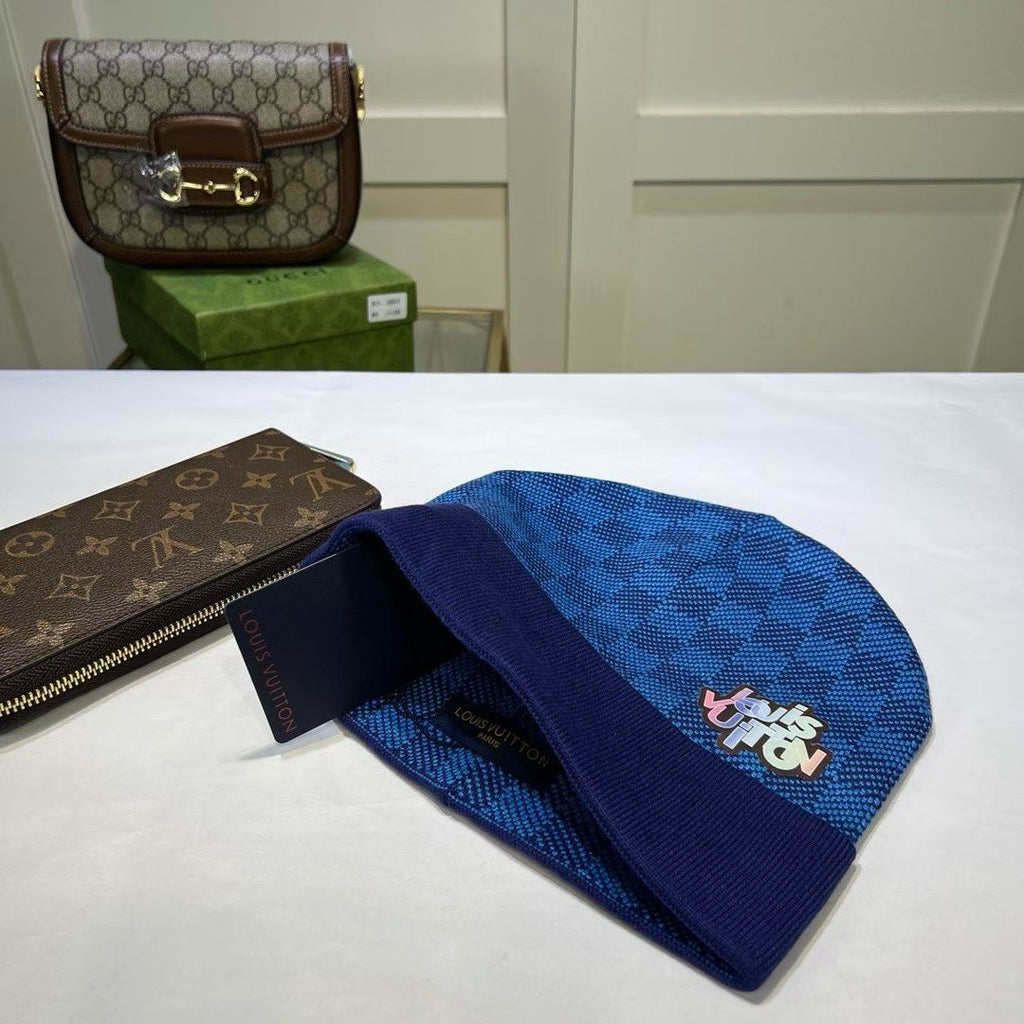 M1R86E50 Popular hats