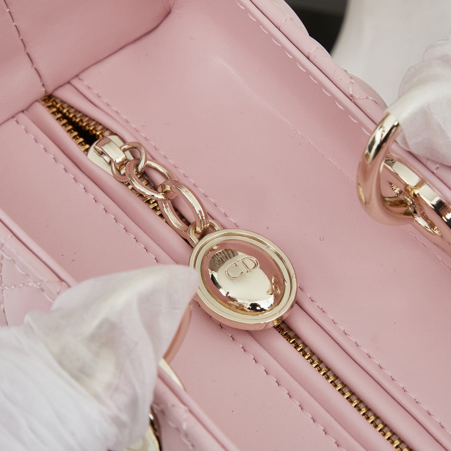 B1P36D88 Popular leather bag
