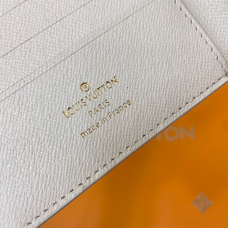 B1361E06 Popular leather wallets