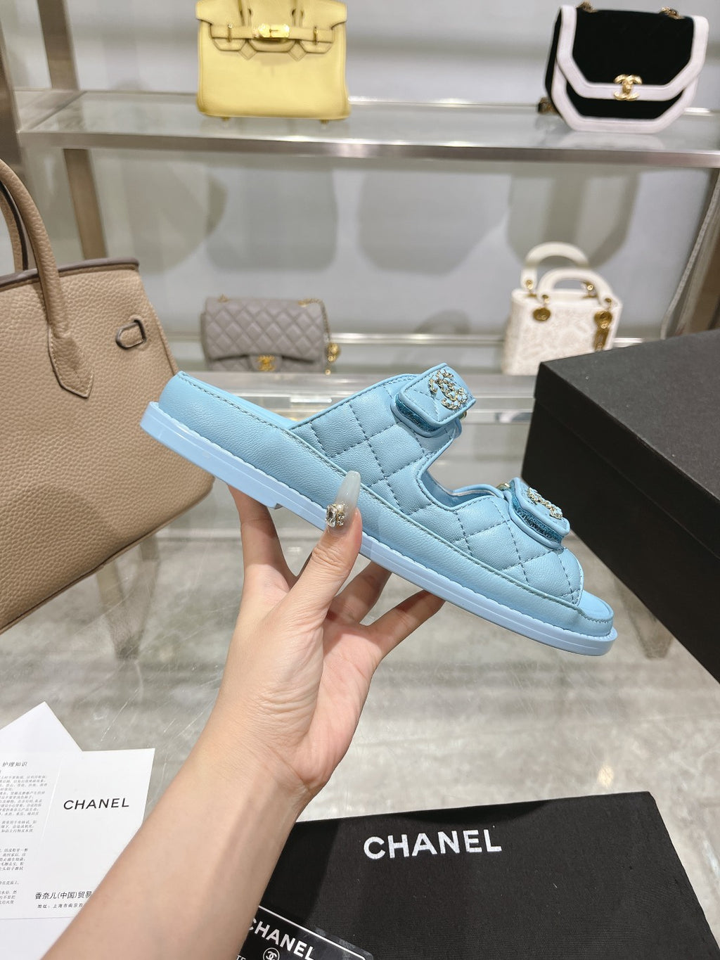 Z2R45C7  Popular leather shoes