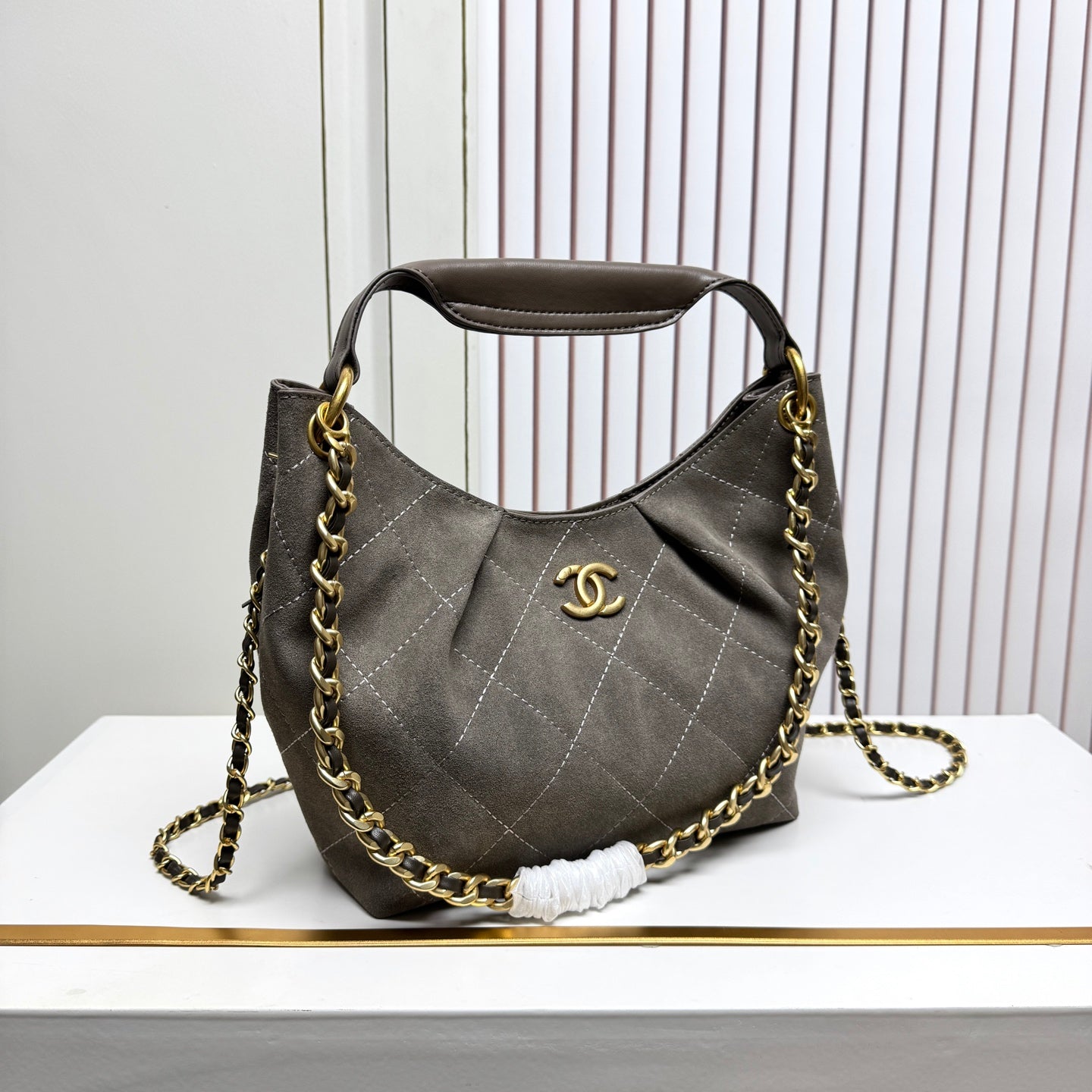 B1P46C7 Popular leather bag