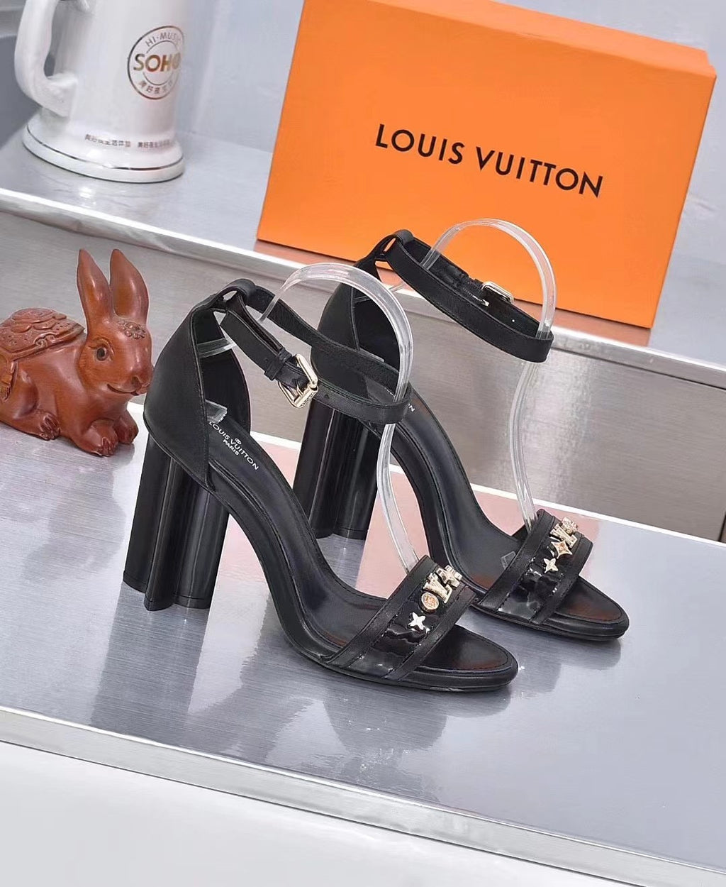 Z2R45E31  Popular leather  High heels