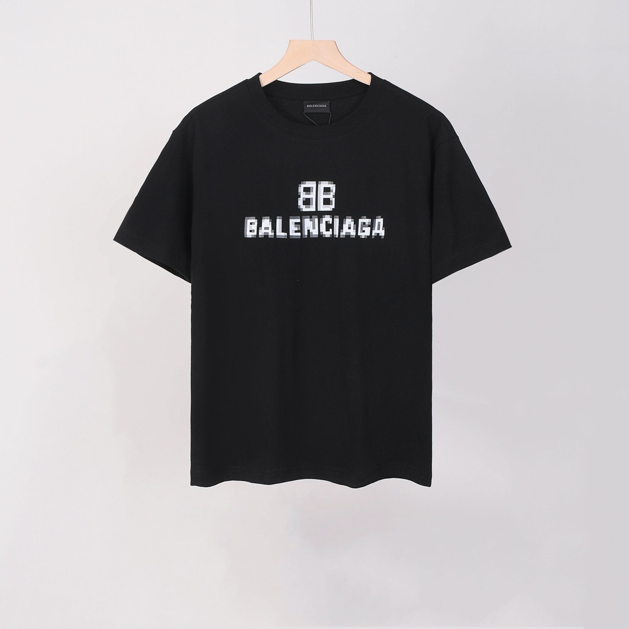 U1W25J43  Popular T-shirts