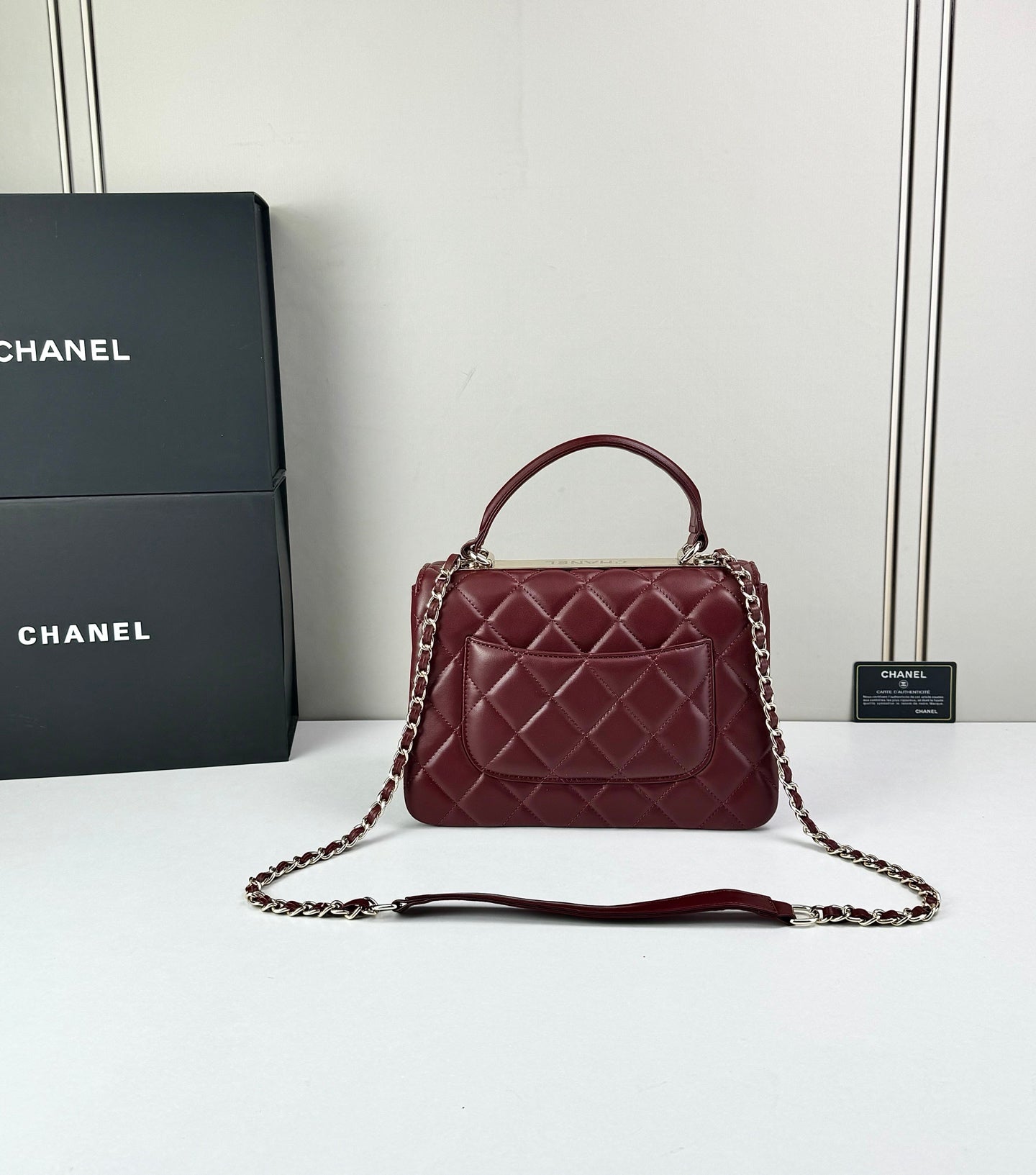 B1X76C7  Popular leather bag