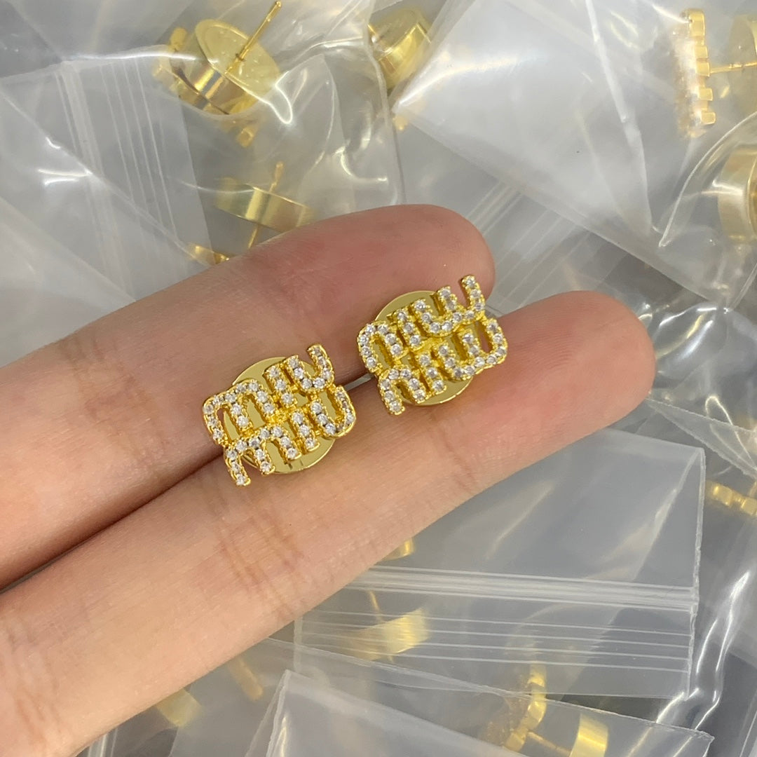 X1Z84A24E Popular  Earrings