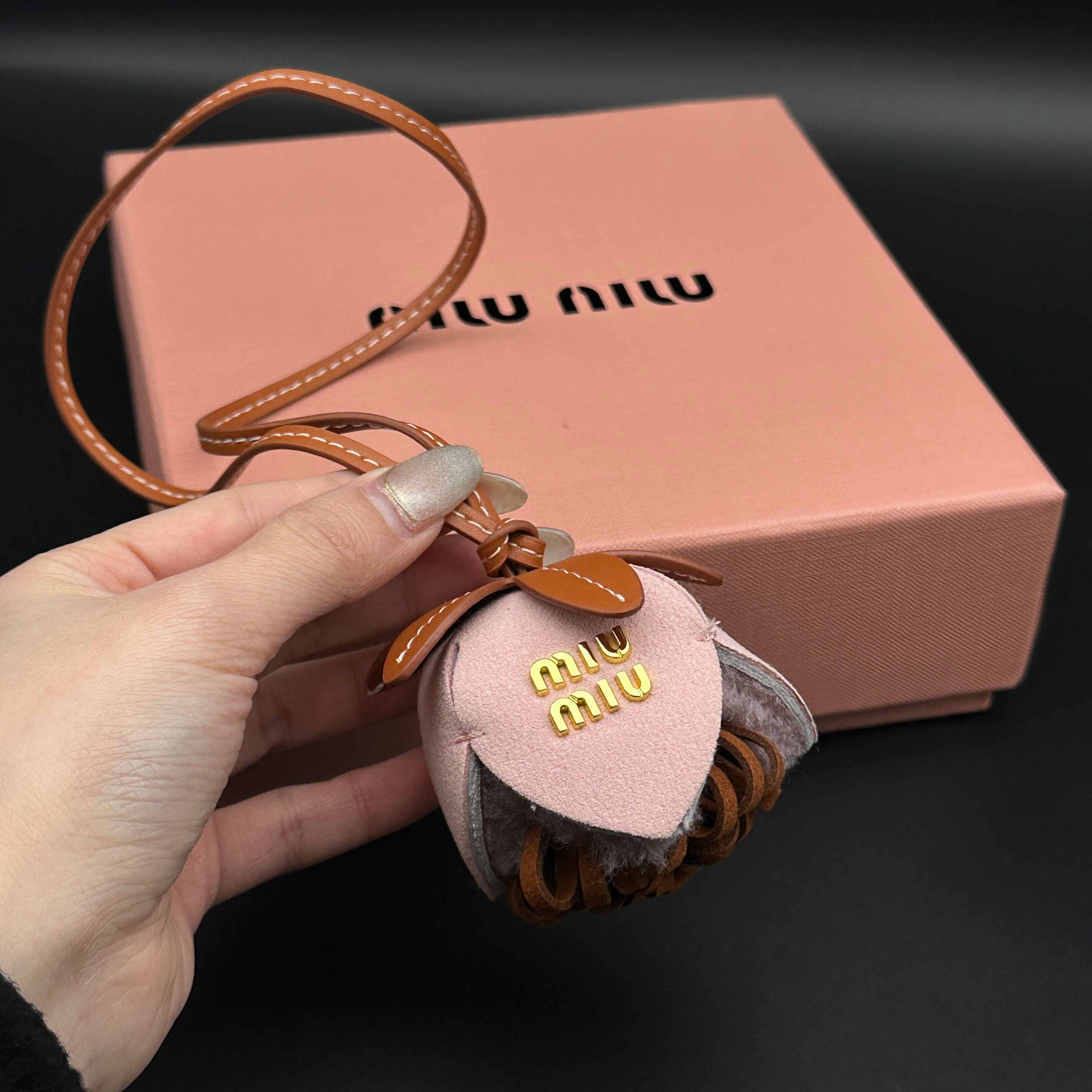 A1R46A24 Popular bag 's charms accessories