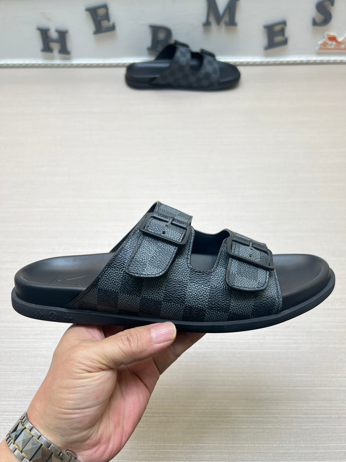 Z5ZE59 Popular slippers