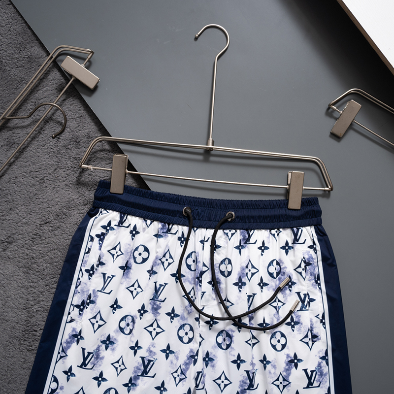 U1N36E17 Popular shorts