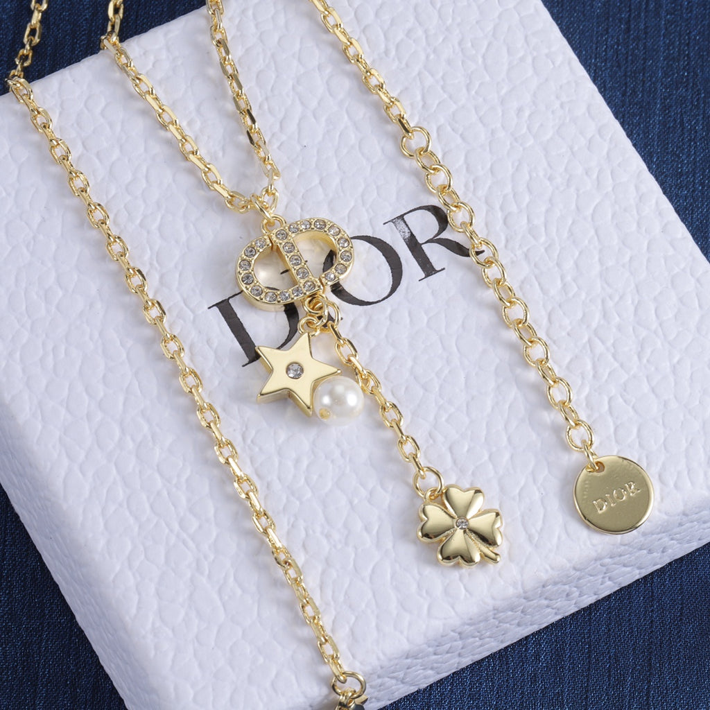 X1R75D25X Popular  Necklaces .