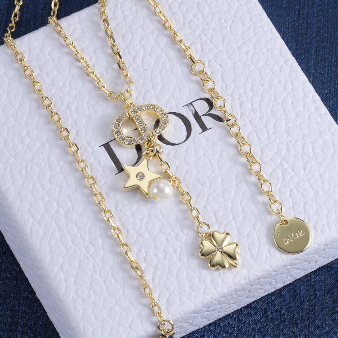 X1R75D25X Popular  Necklaces .