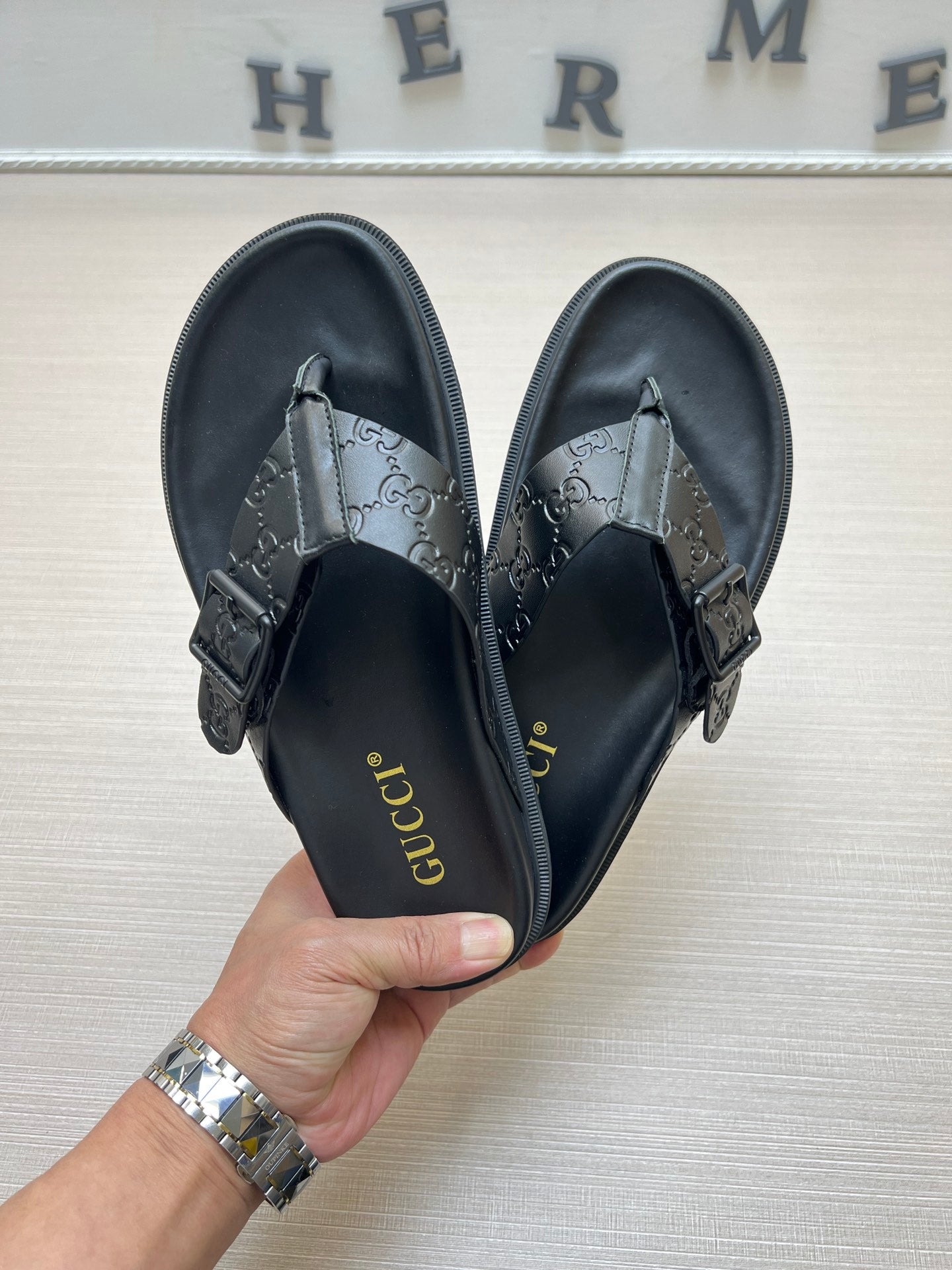 Z5ZB91 Popular slippers