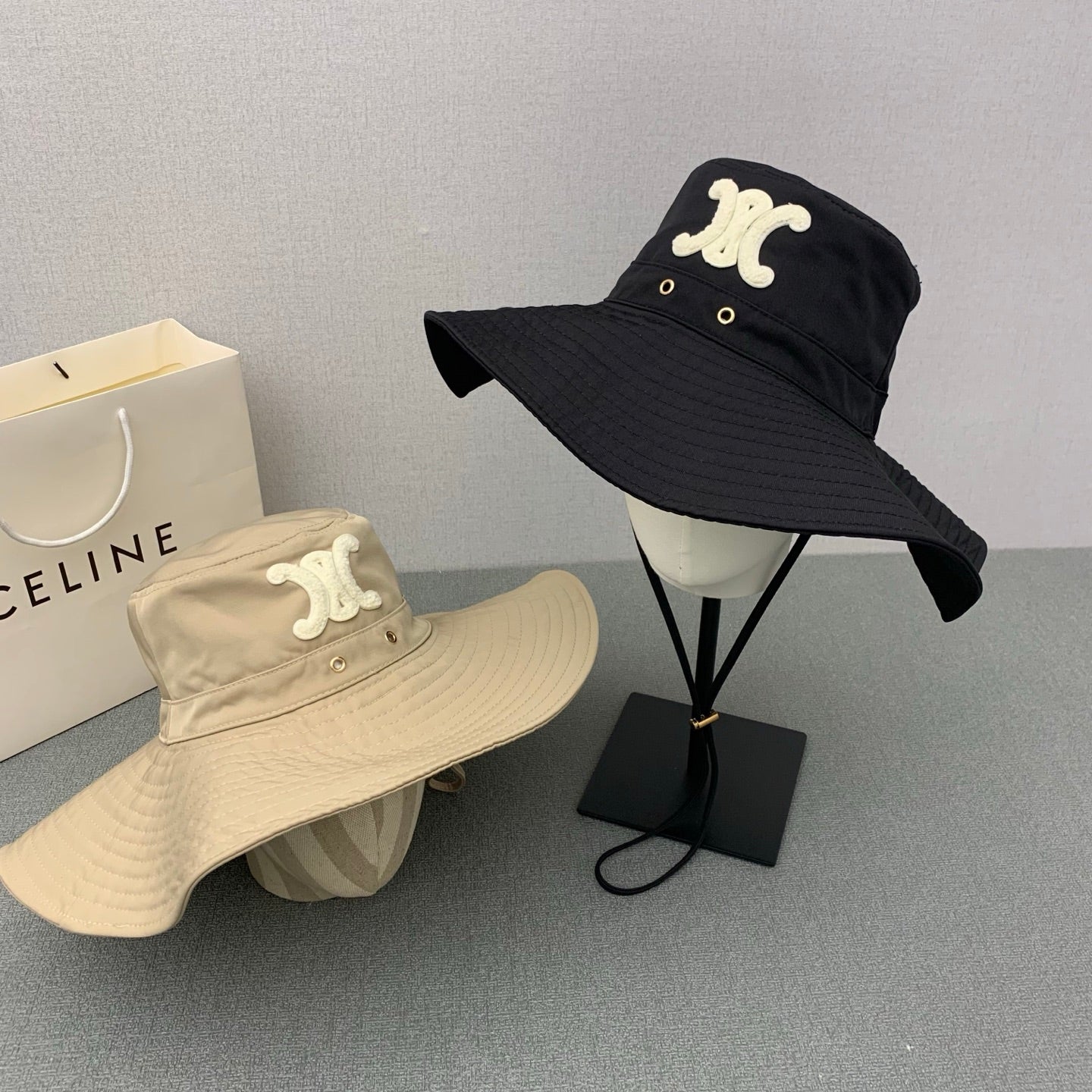 M1Z45N558 Popular hats