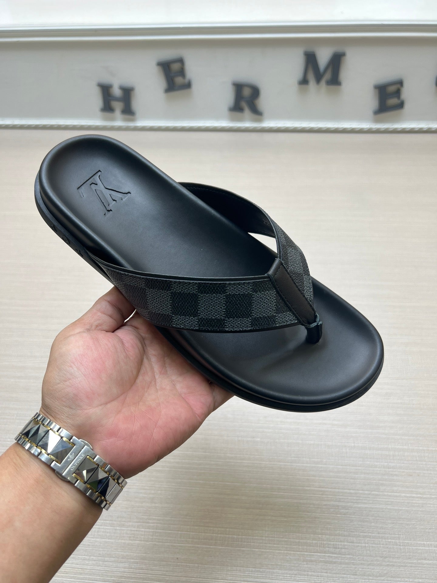 Z5ZE59 Popular slippers
