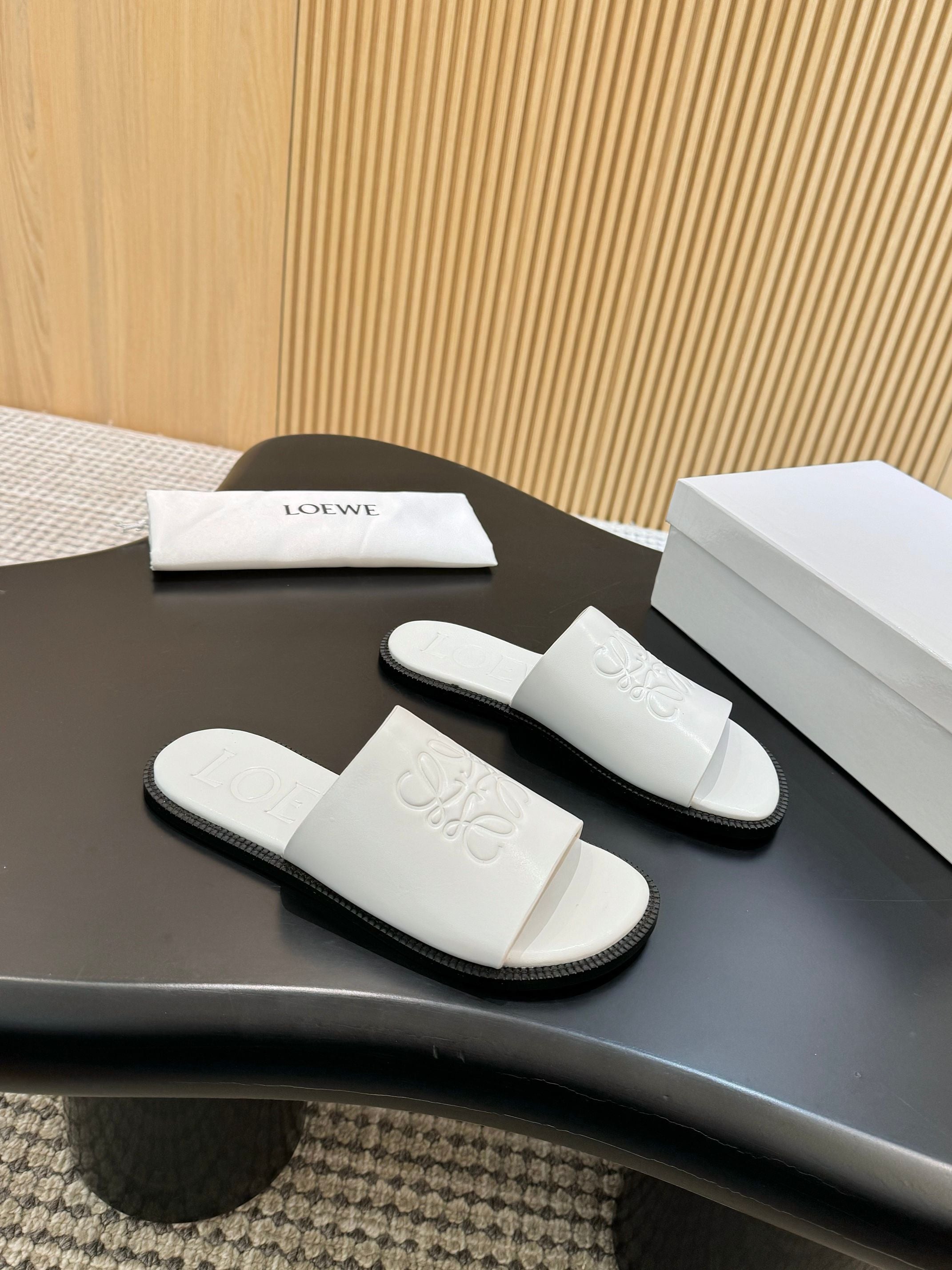 Z2R66A18 Popular high-quality leather shoes