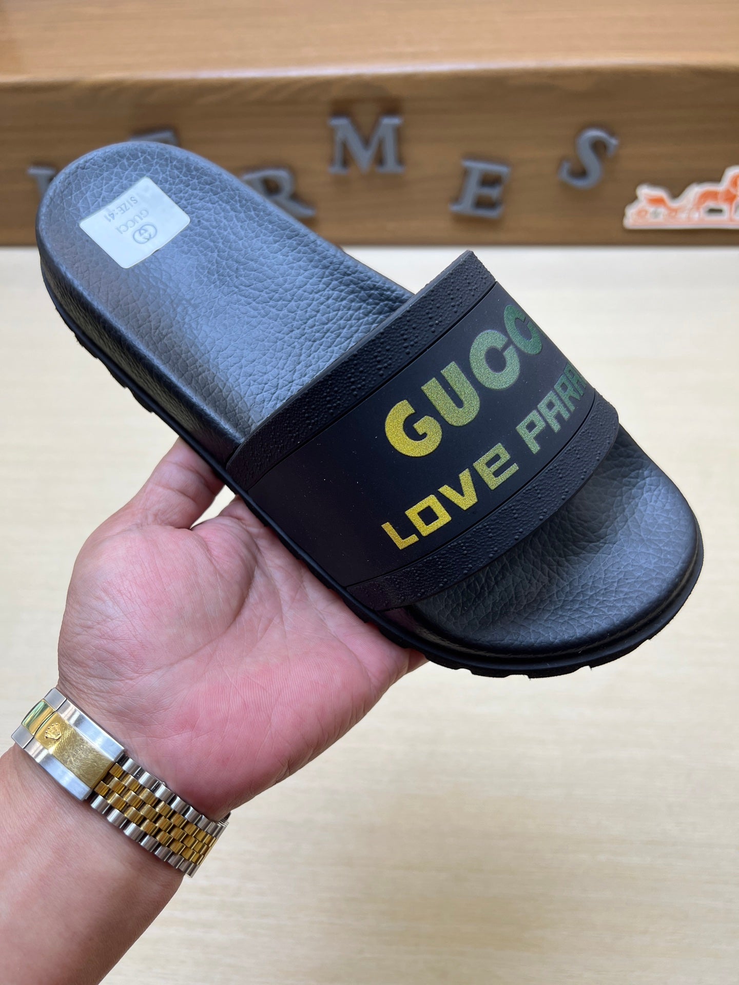 Z5R66B28 Popular Slippers