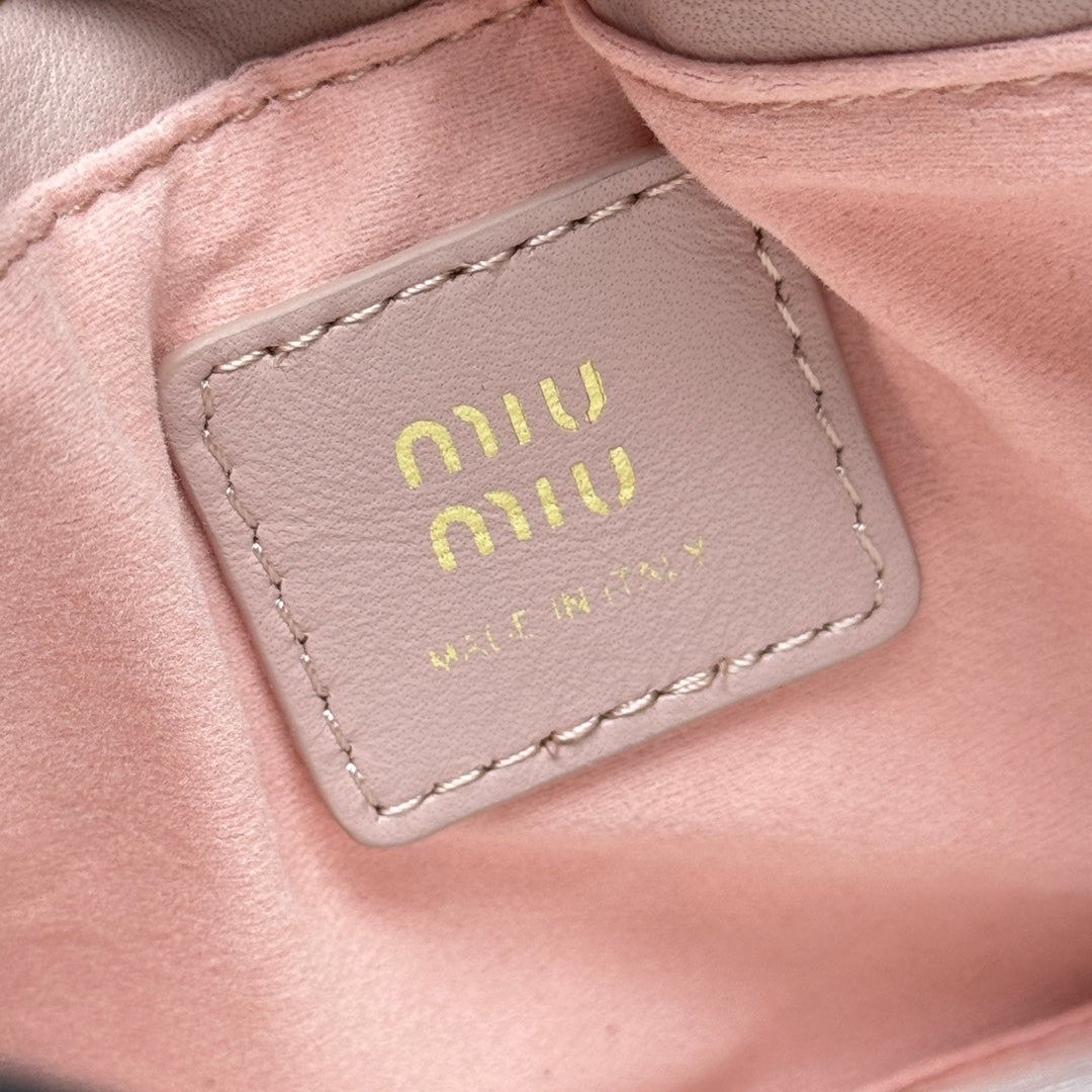 B1P36A81 Popular leather bag