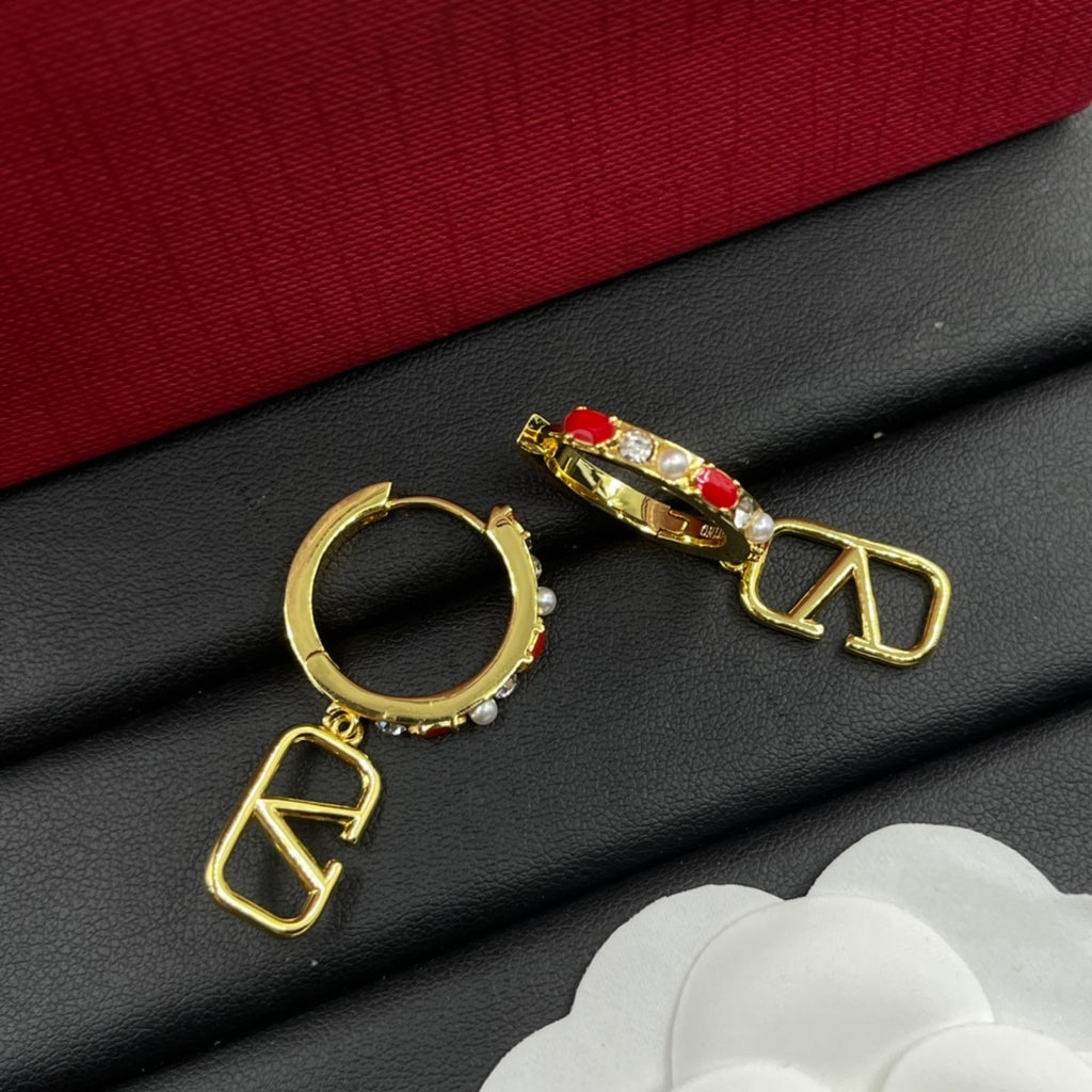 X1Z54VL352E Popular Earrings