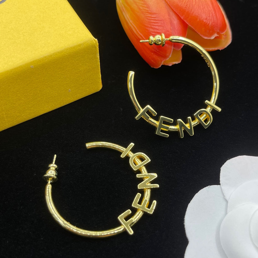 X1Z94F643E Popular Earrings