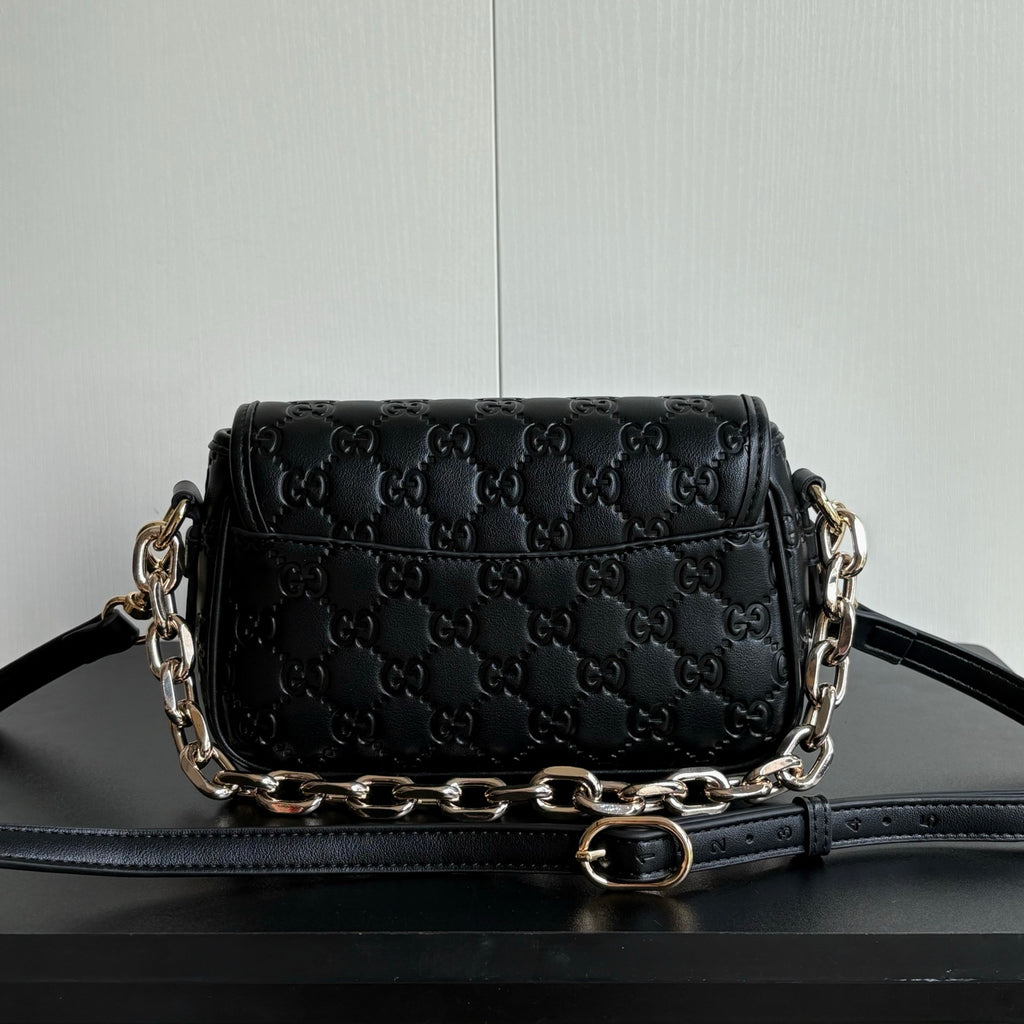 B1P36C60 Popular leather bag