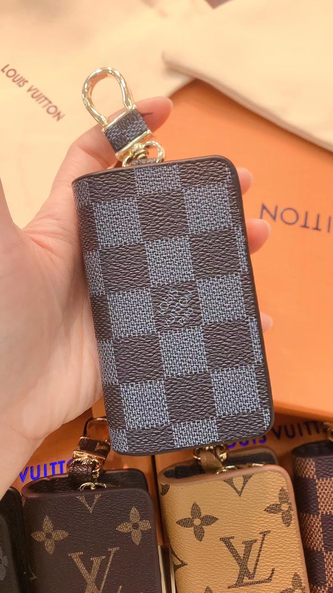 A1Z105E23 Popular bag 's charms accessories