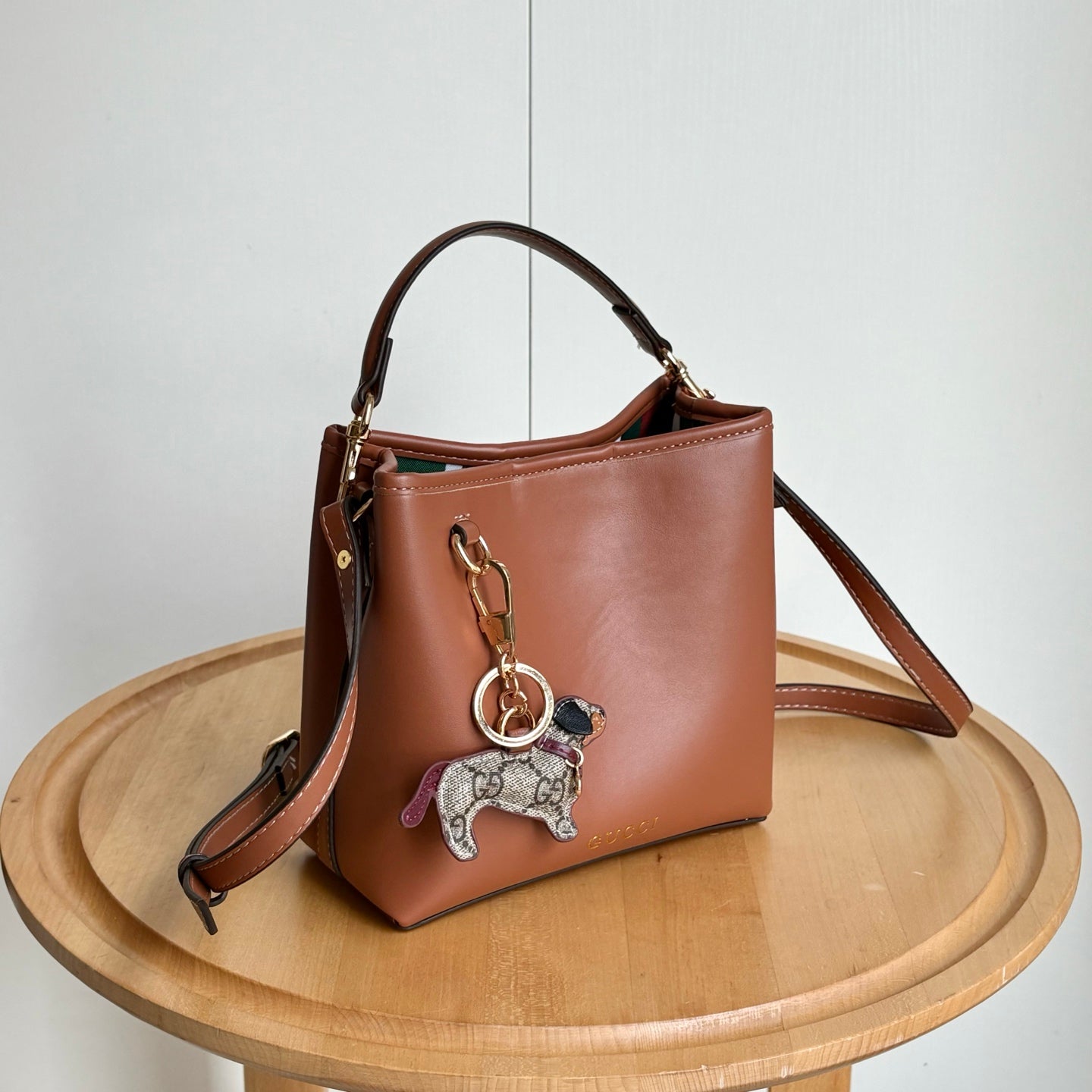B1P36C54 Popular leather bag