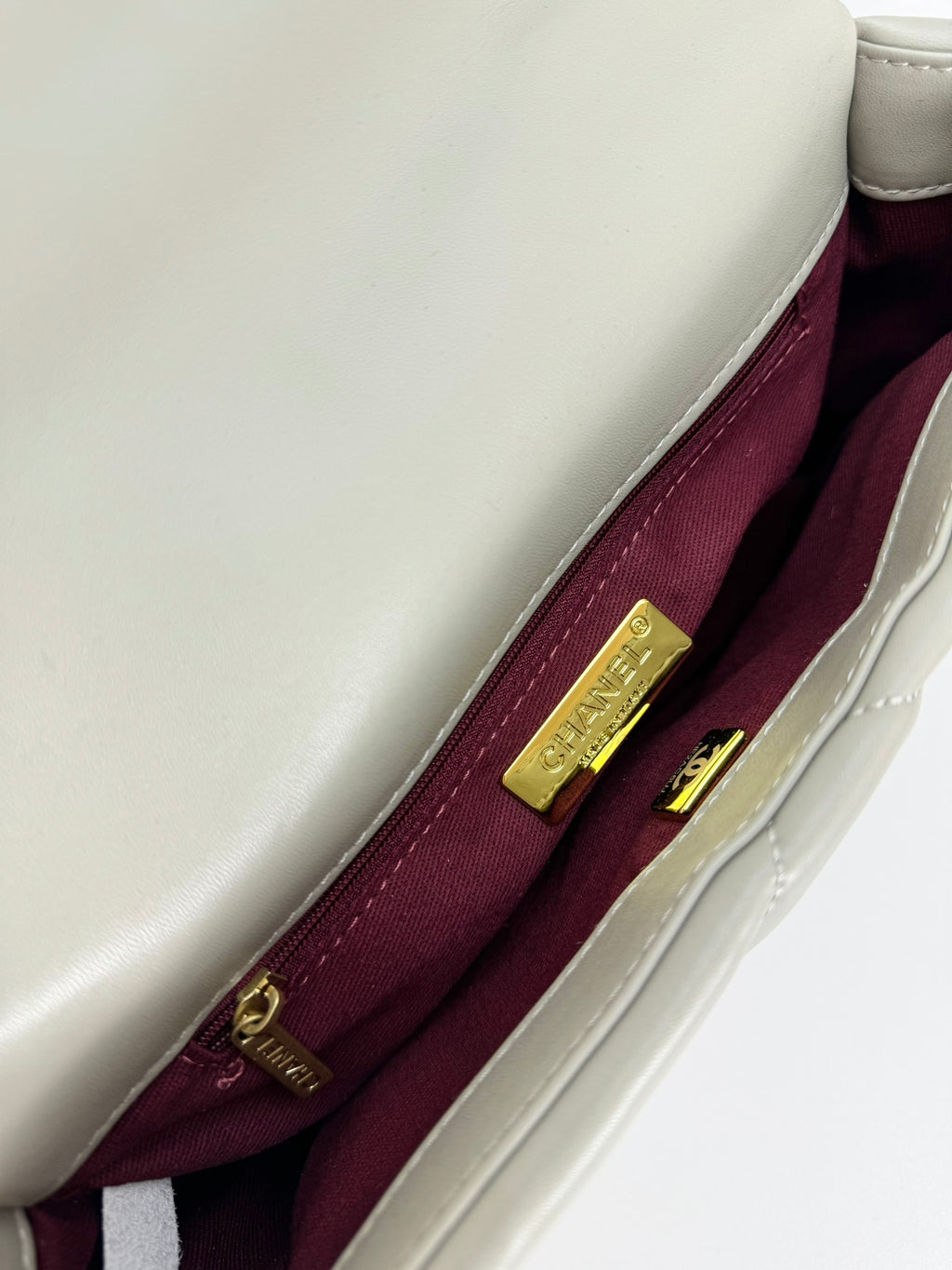 B1R25C85 Popular leather bag