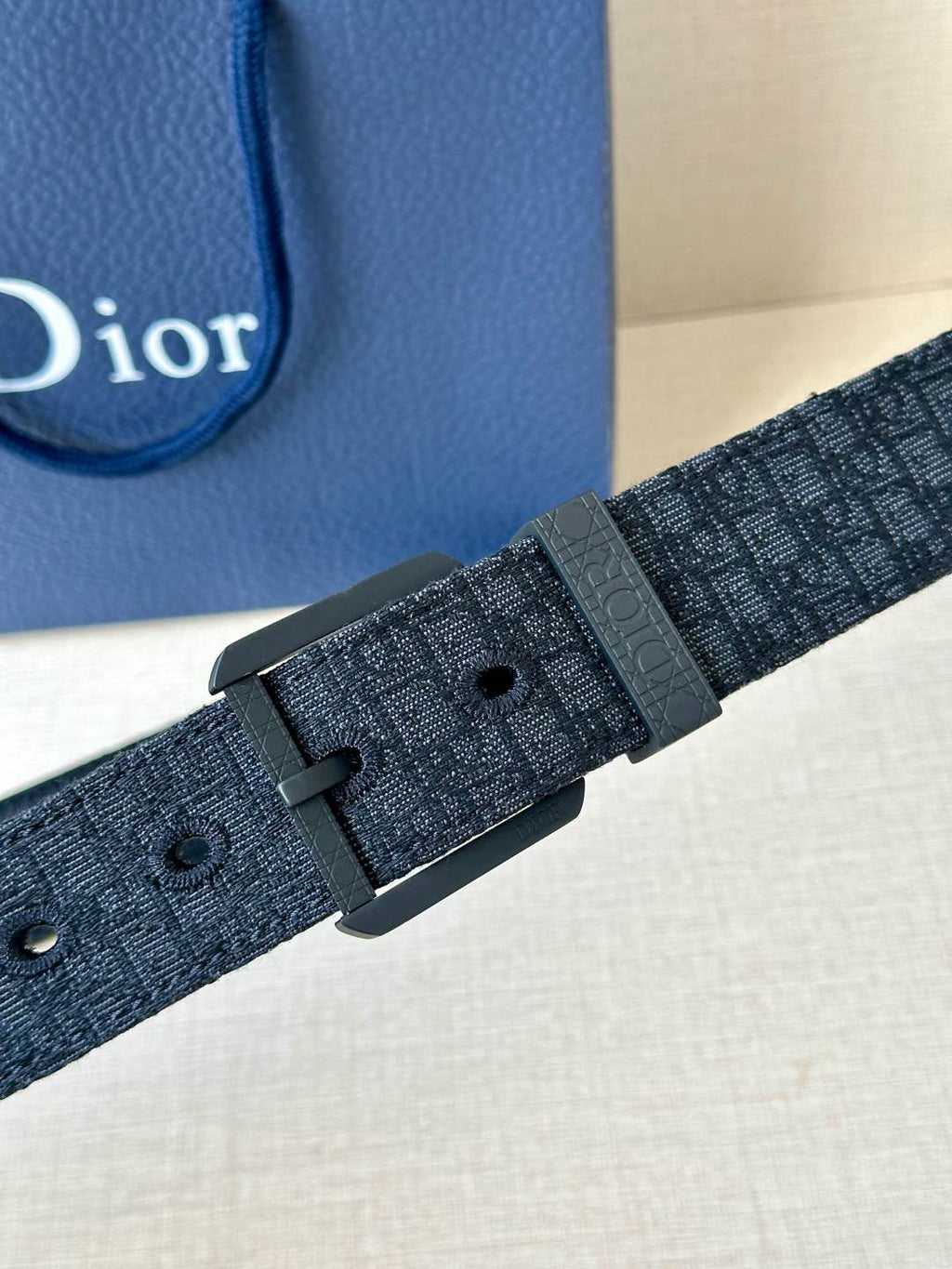 P1W15D156 Popular High quality belt With full package
