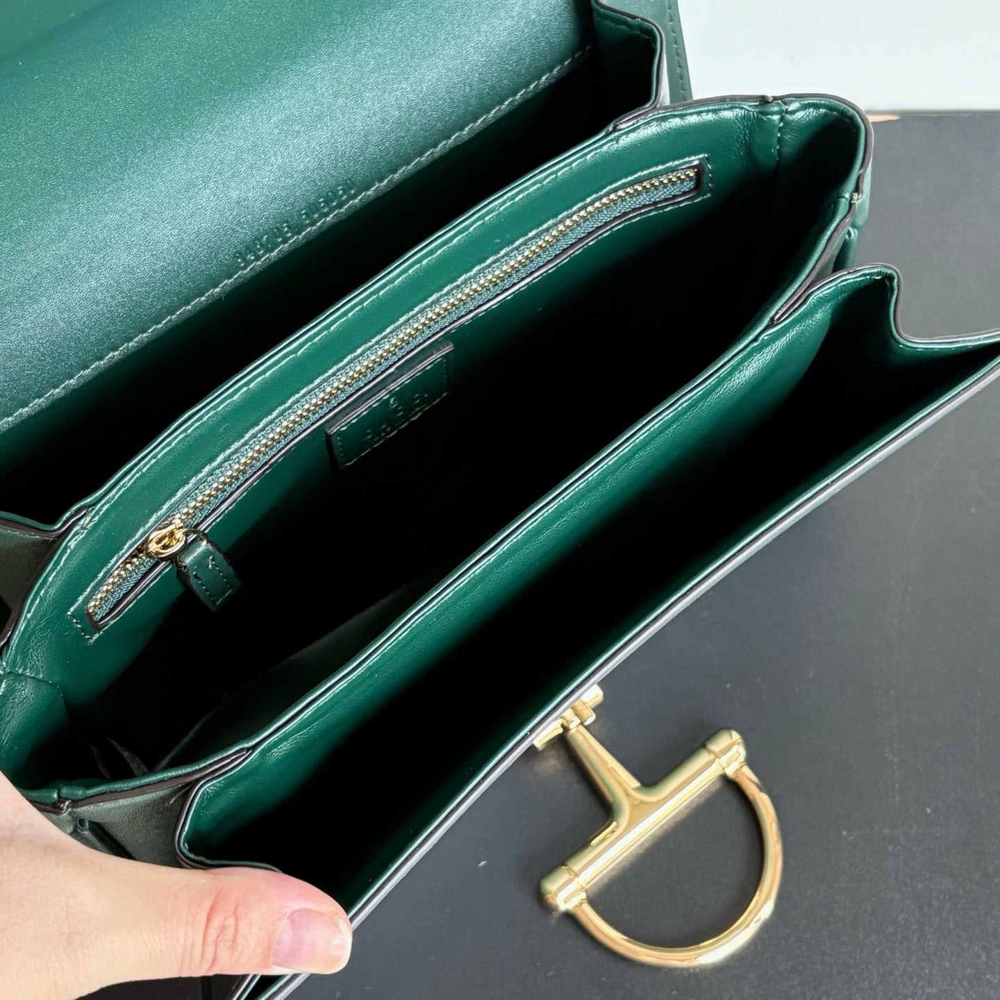 B1P36B110 Popular leather bag