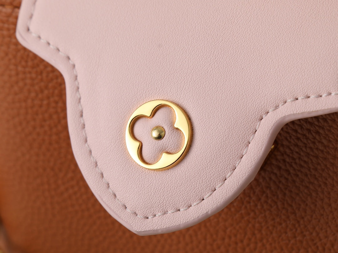 B1P46E46 Popular leather bag