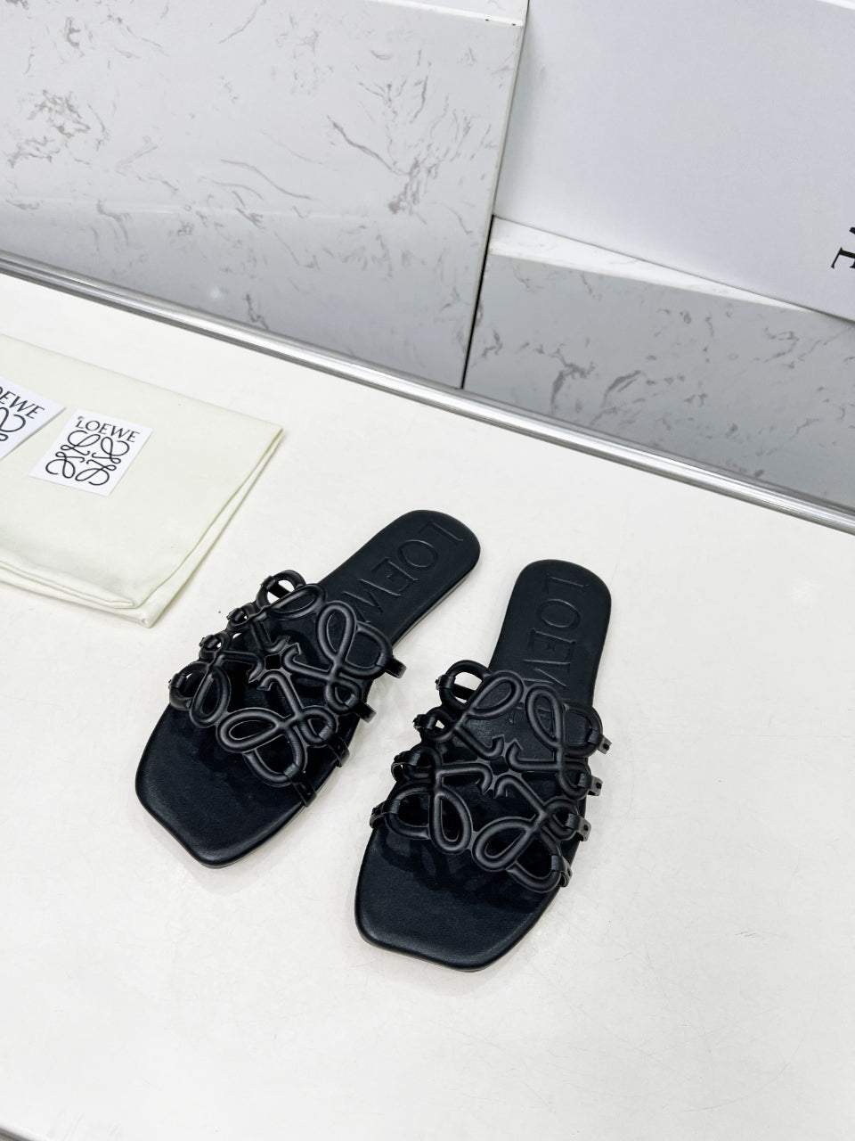 Z2X66A22 Popular high-quality leather Shoes