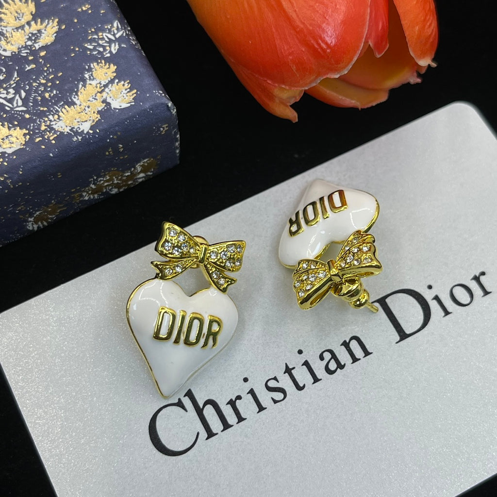 X1Z94D772E Popular  Earrings