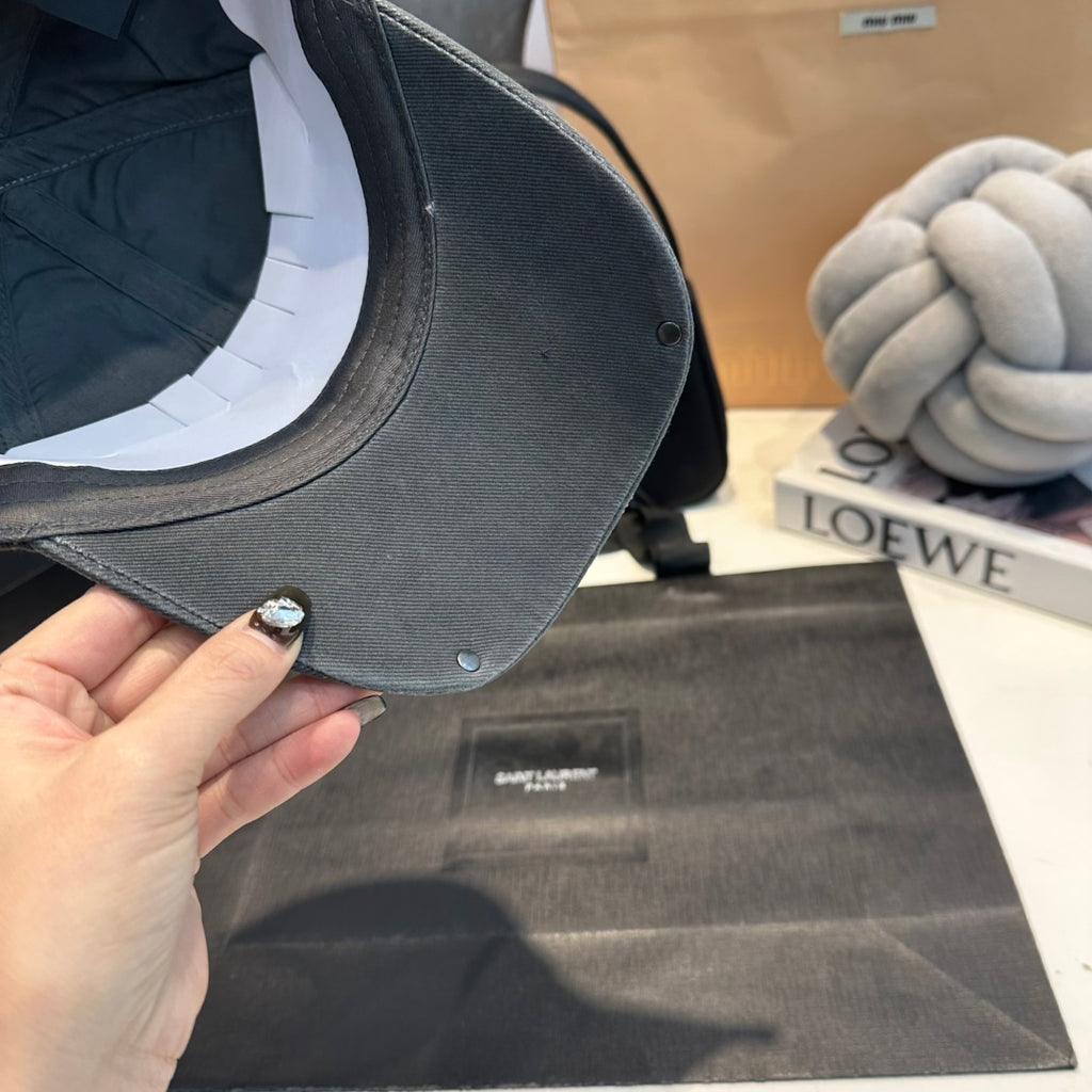 M1Z25J512 Popular  hats