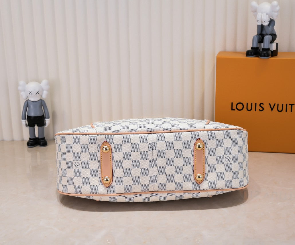 B1X43E63 Popular   leather bag 