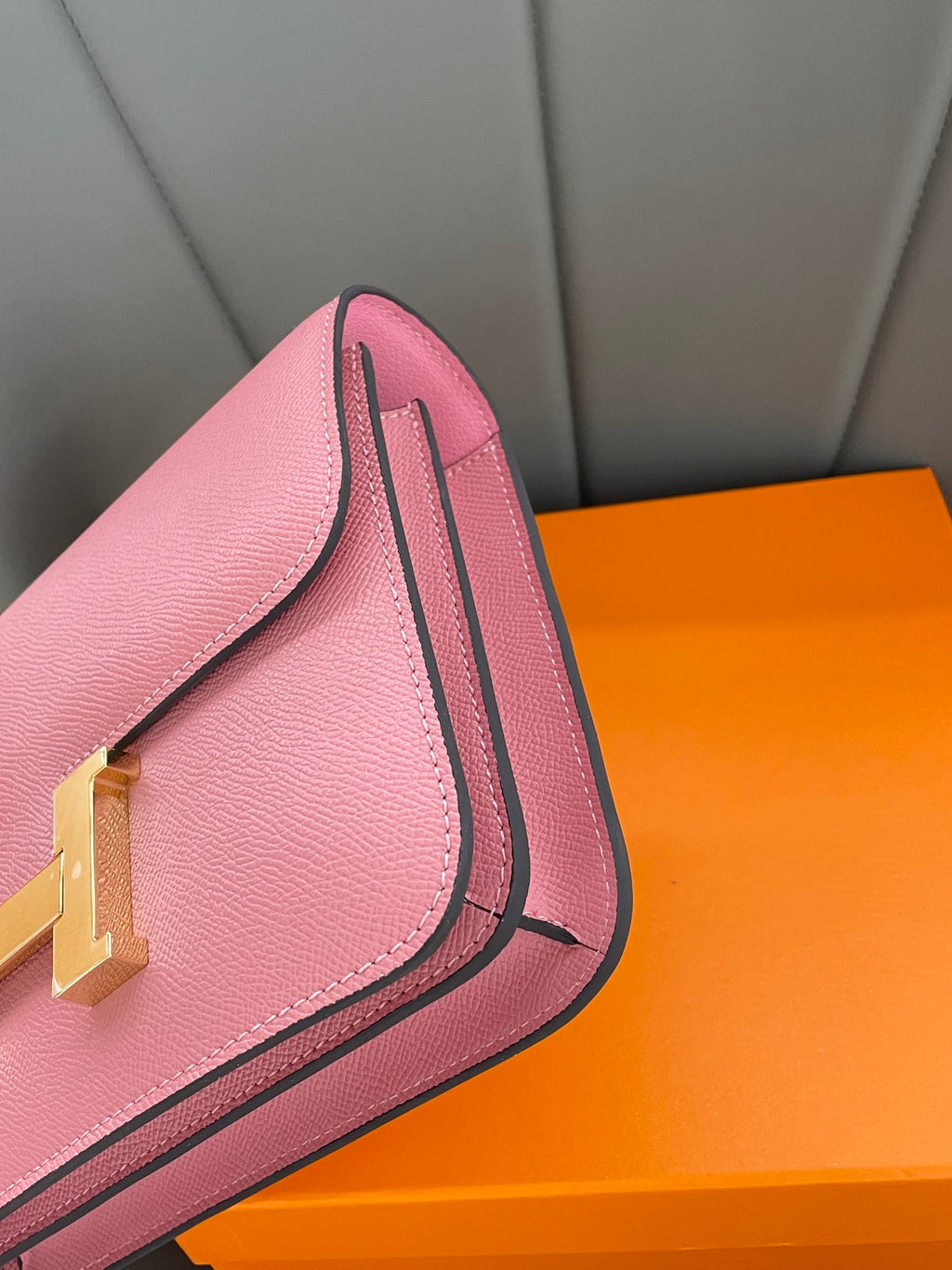 B1N55H63 Popular  leather bag