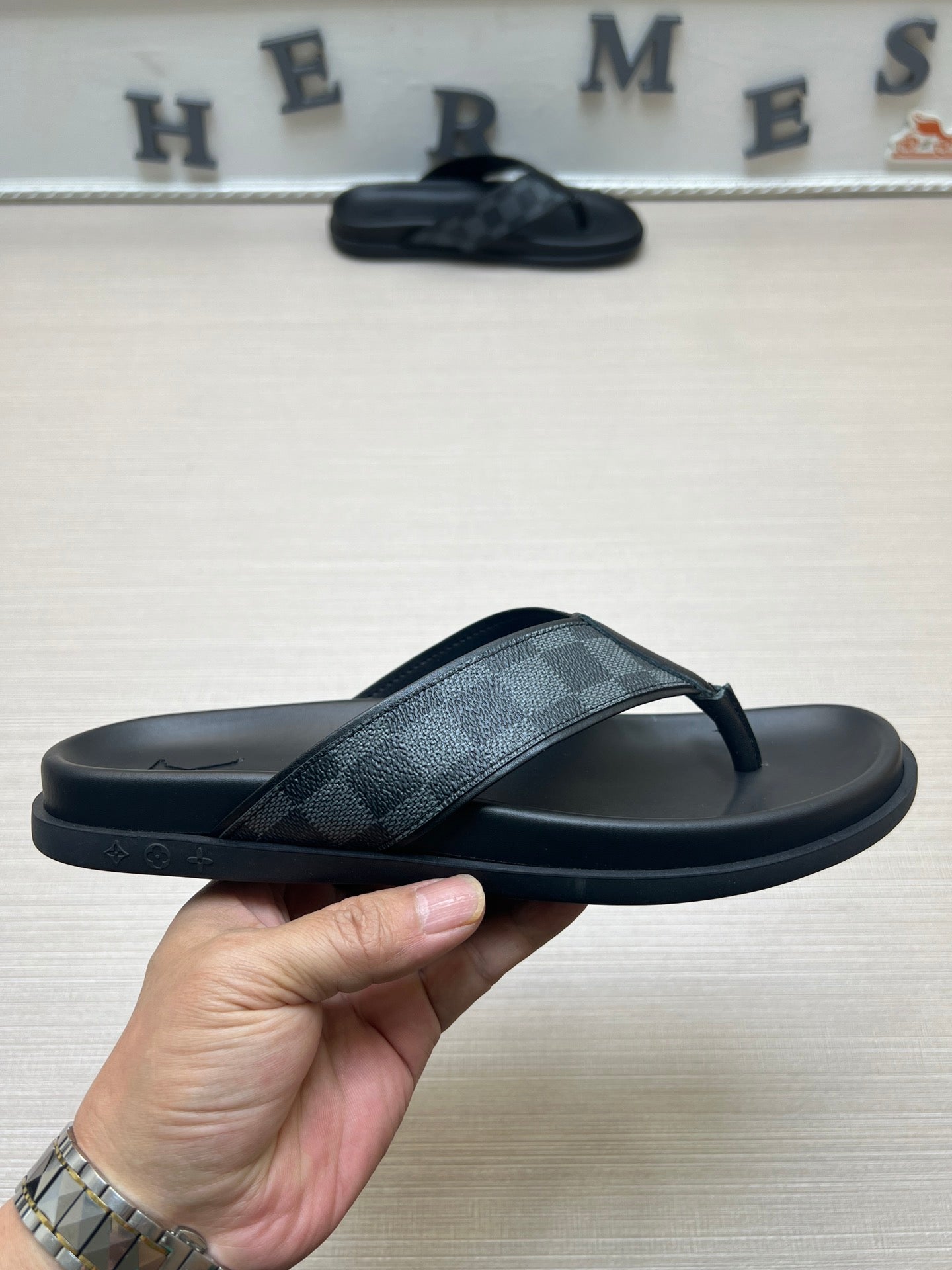 Z5ZE59 Popular slippers