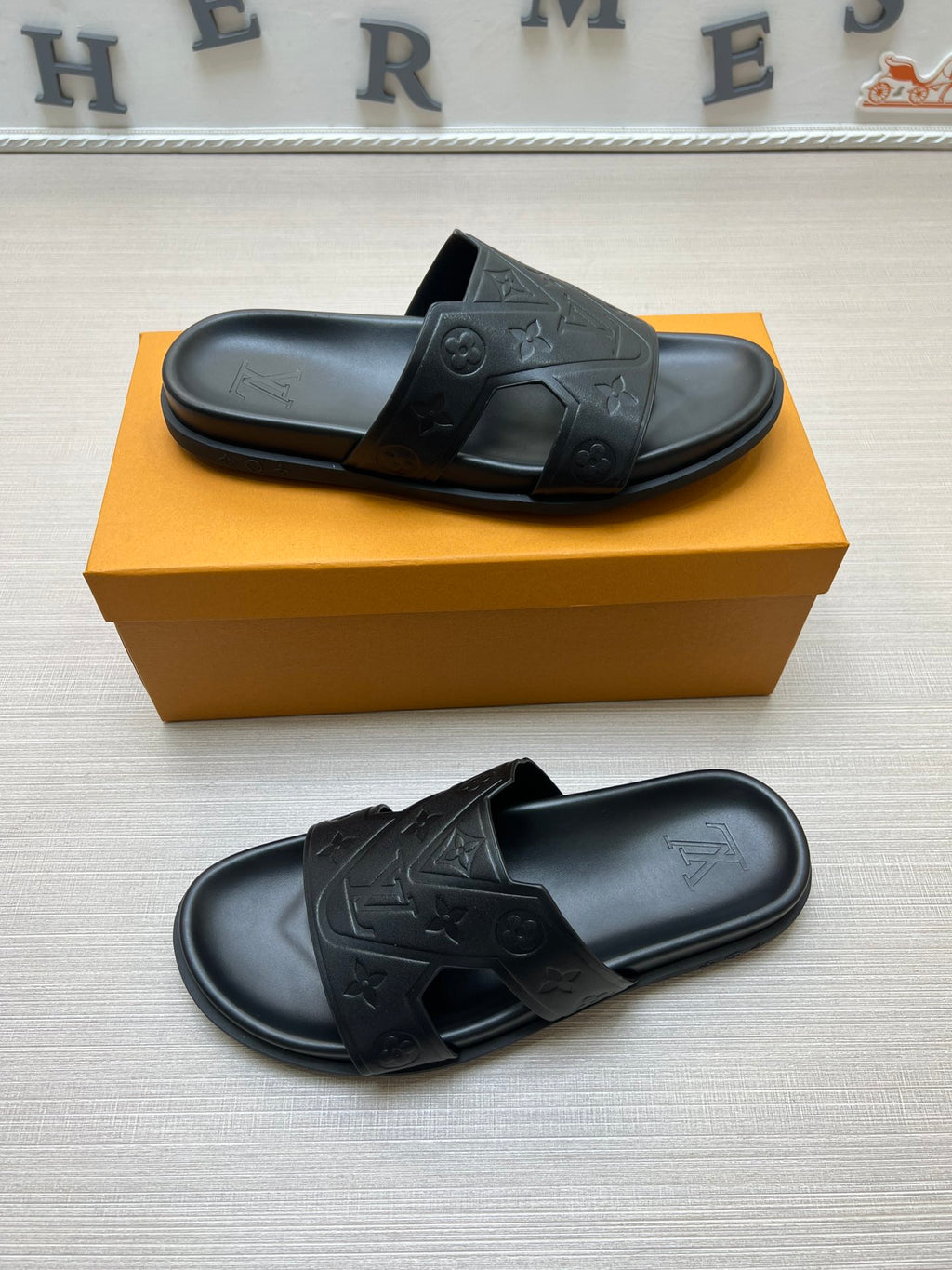 Z5ZE66 Popular slippers
