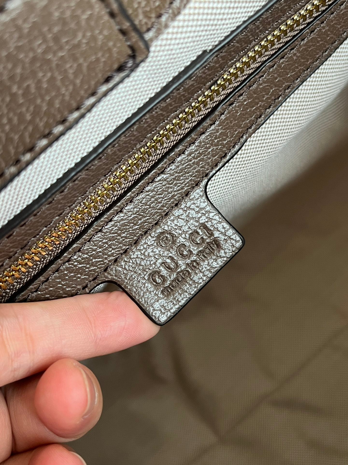 B1R15B34  Popular bag