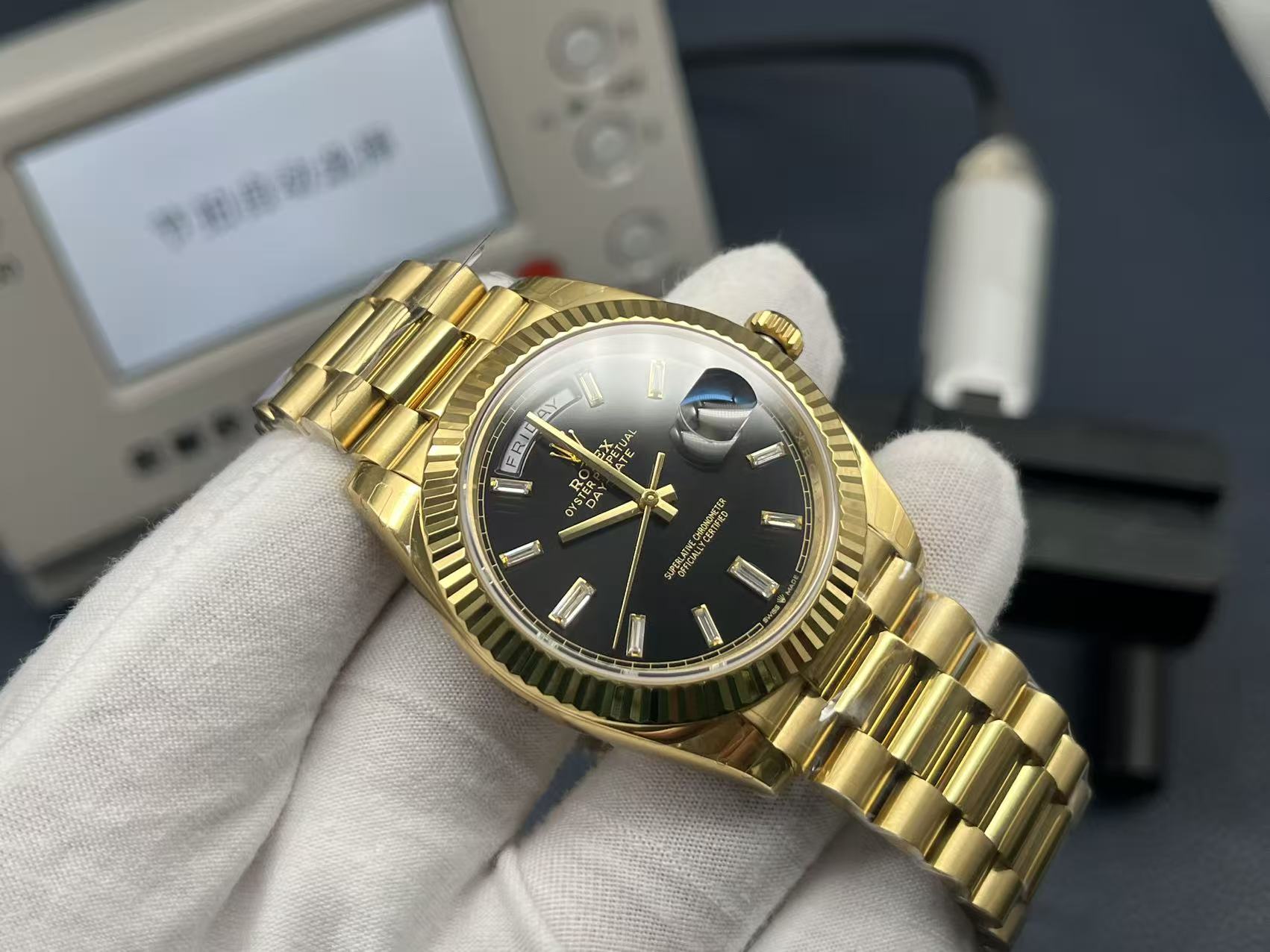 L1R36L12 Popular Watches