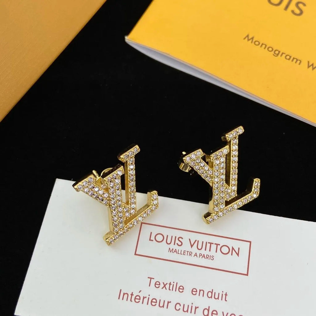 X1Z64E552X  Popular   Earrings Bracelets Necklaces