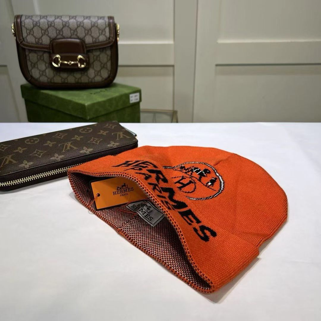 M1R86H46 Popular hats
