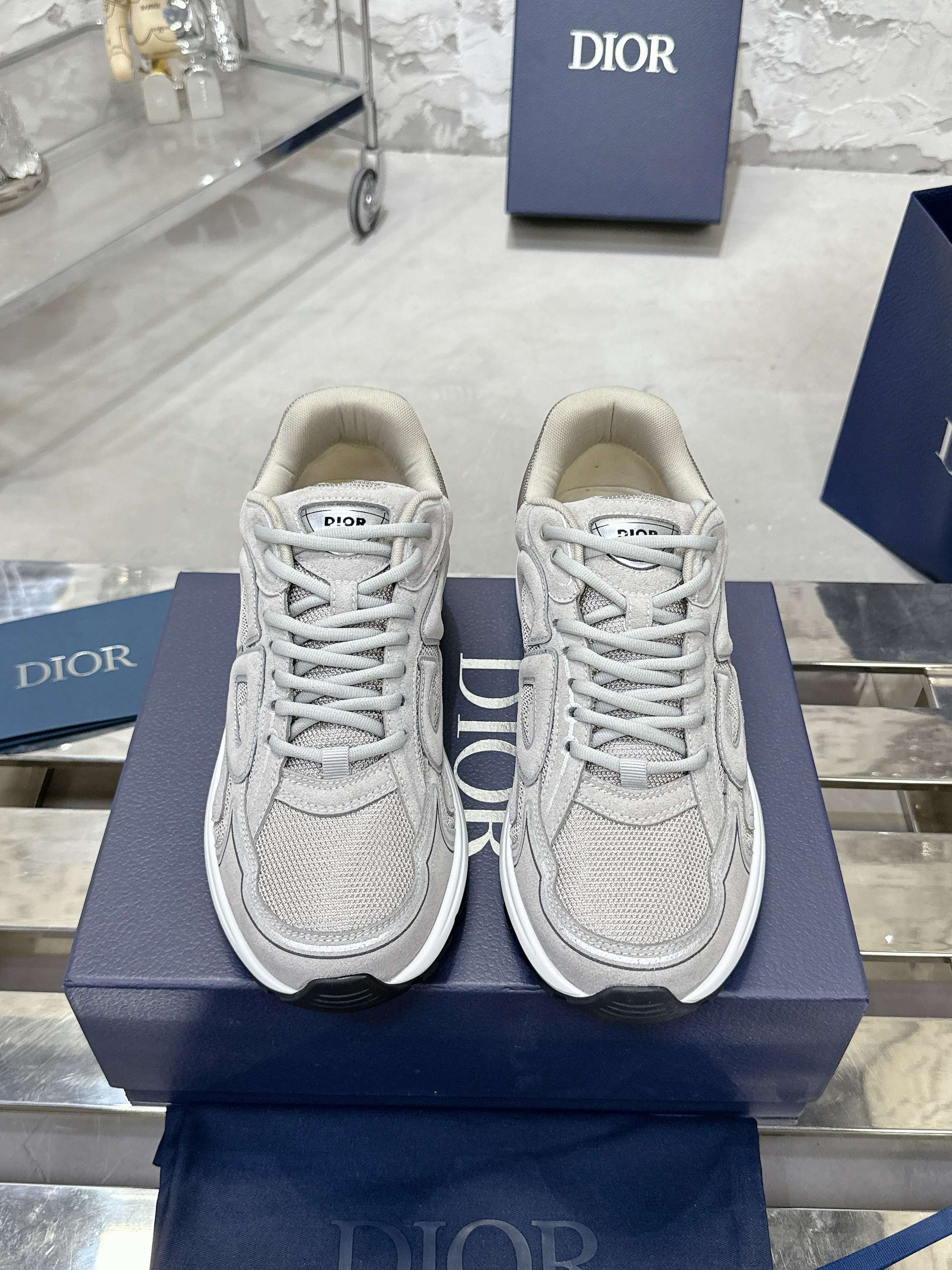 Z2R45D2 Popular high-quality shoes