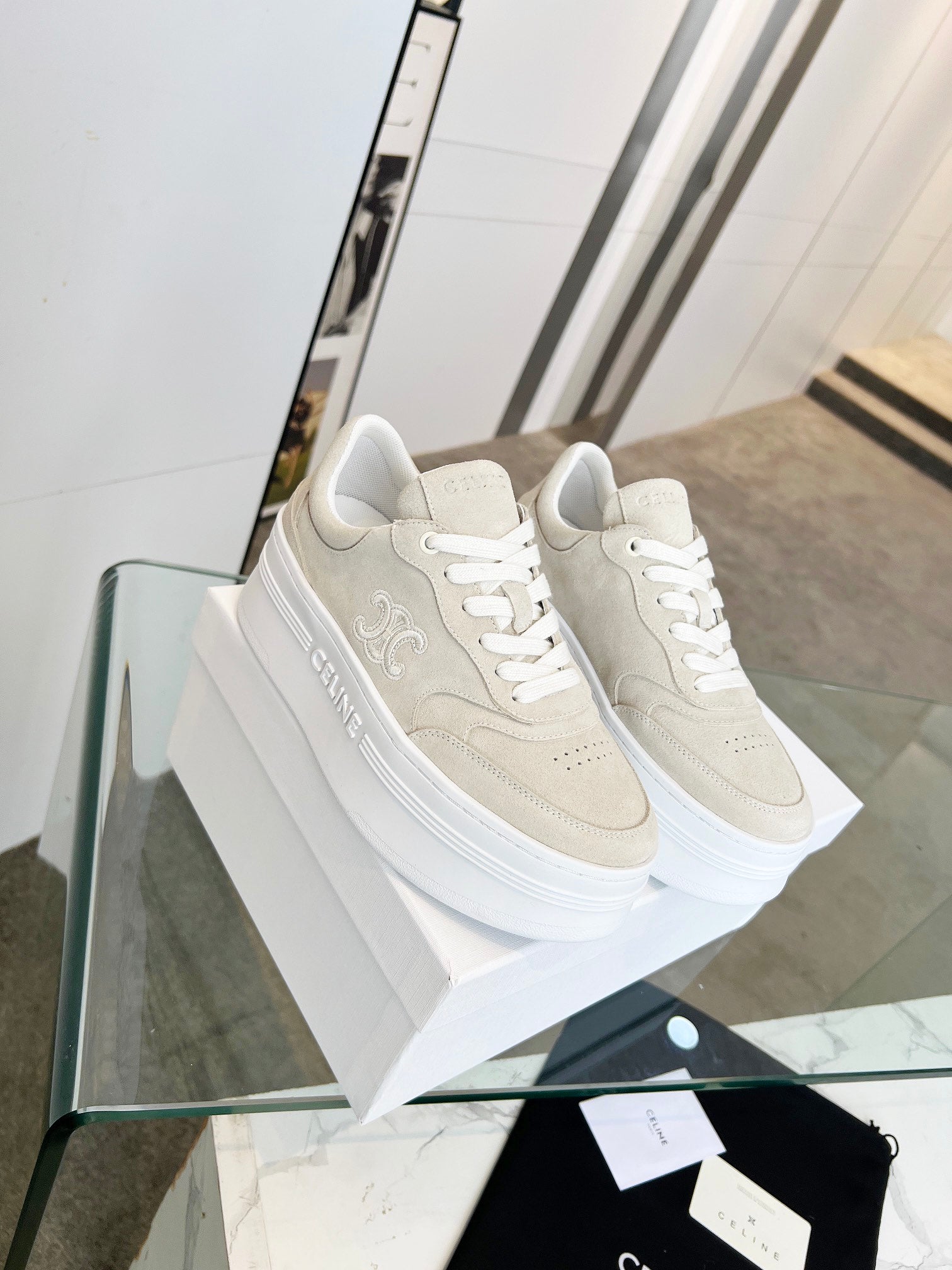 Z2Z85N53 Popular high-quality shoes