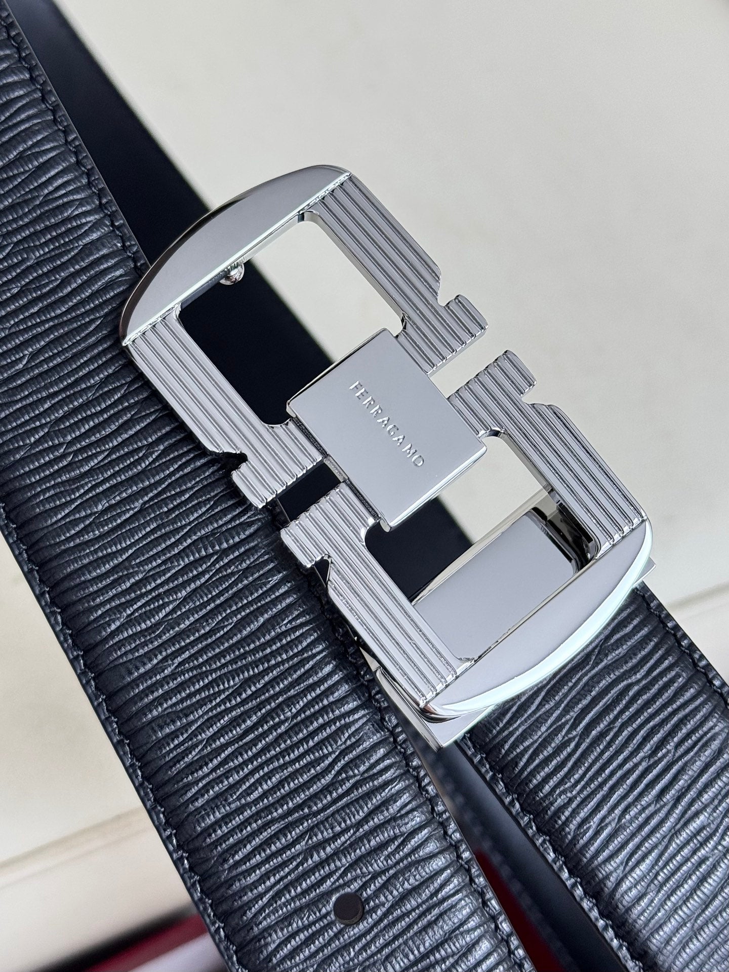 P1Q115A54 Popular High quality belt With full package