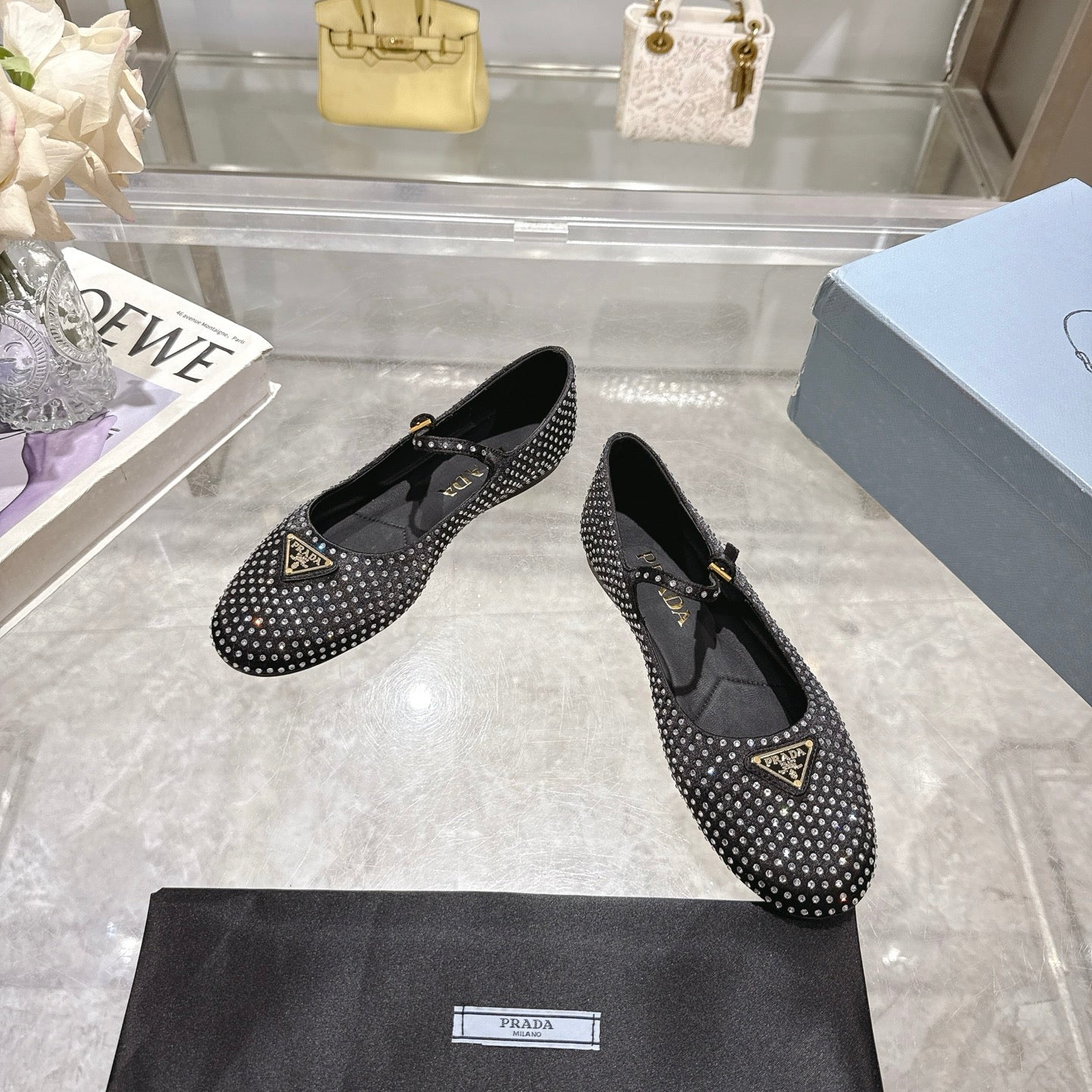Z2R85P52  Popular high-quality shoes