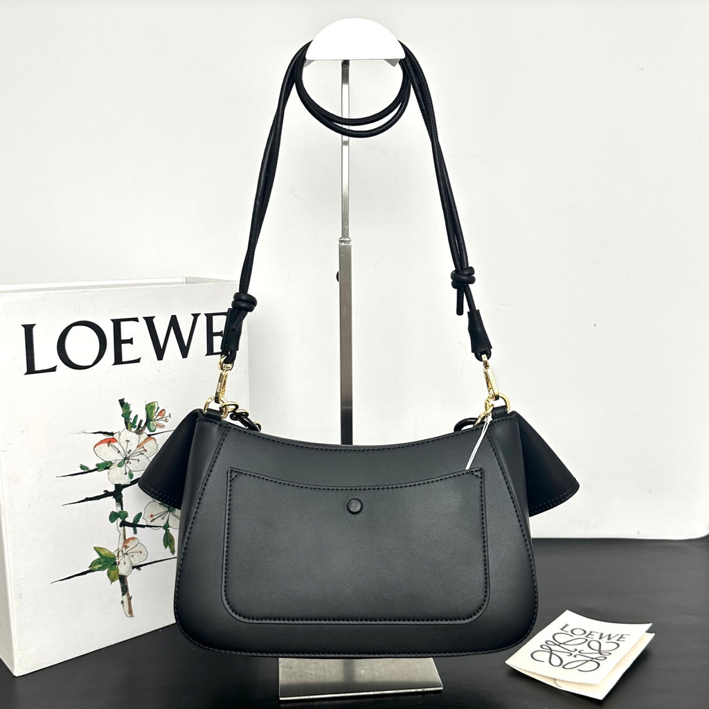 B1R66A11 Popular leather bag