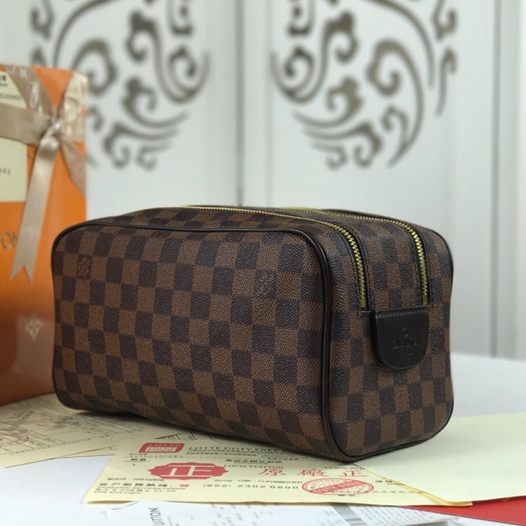 B1P11E870 Popular leather bag 