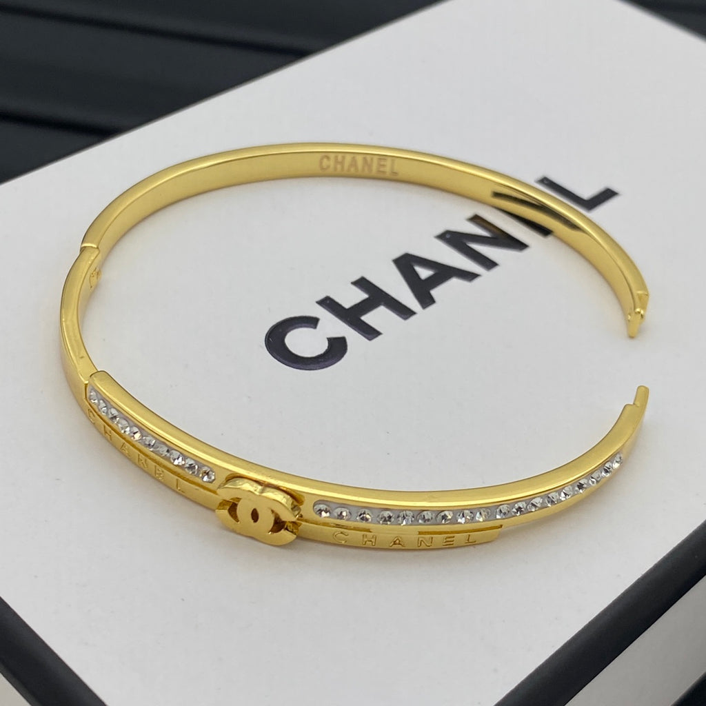 X1Q85C55K  Popular Bracelets