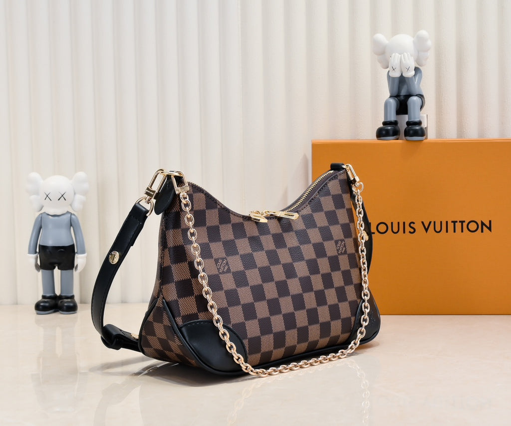 B1W15E35 Popular  leather bag