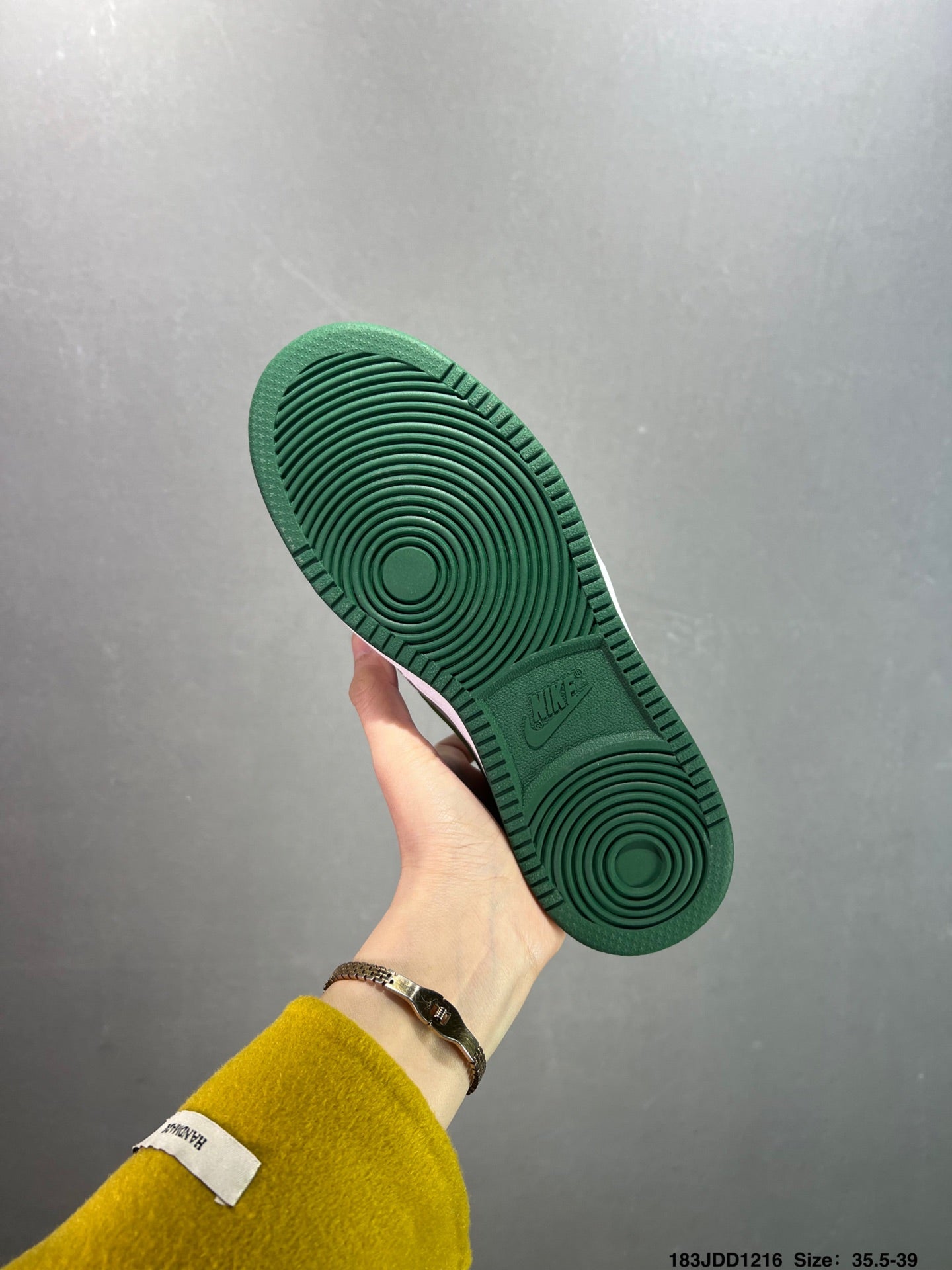 Z4Z35A8 Popular shoes (No box)