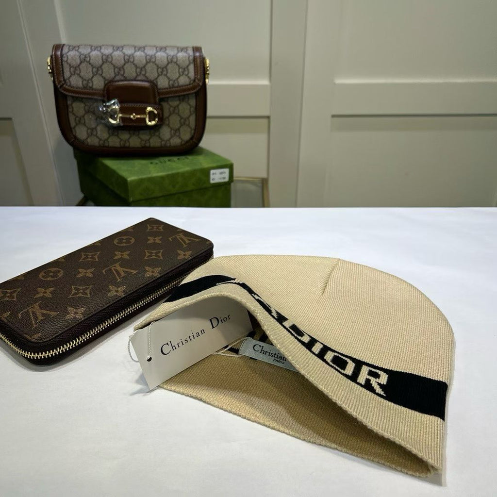 M1R86D100  Popular hats